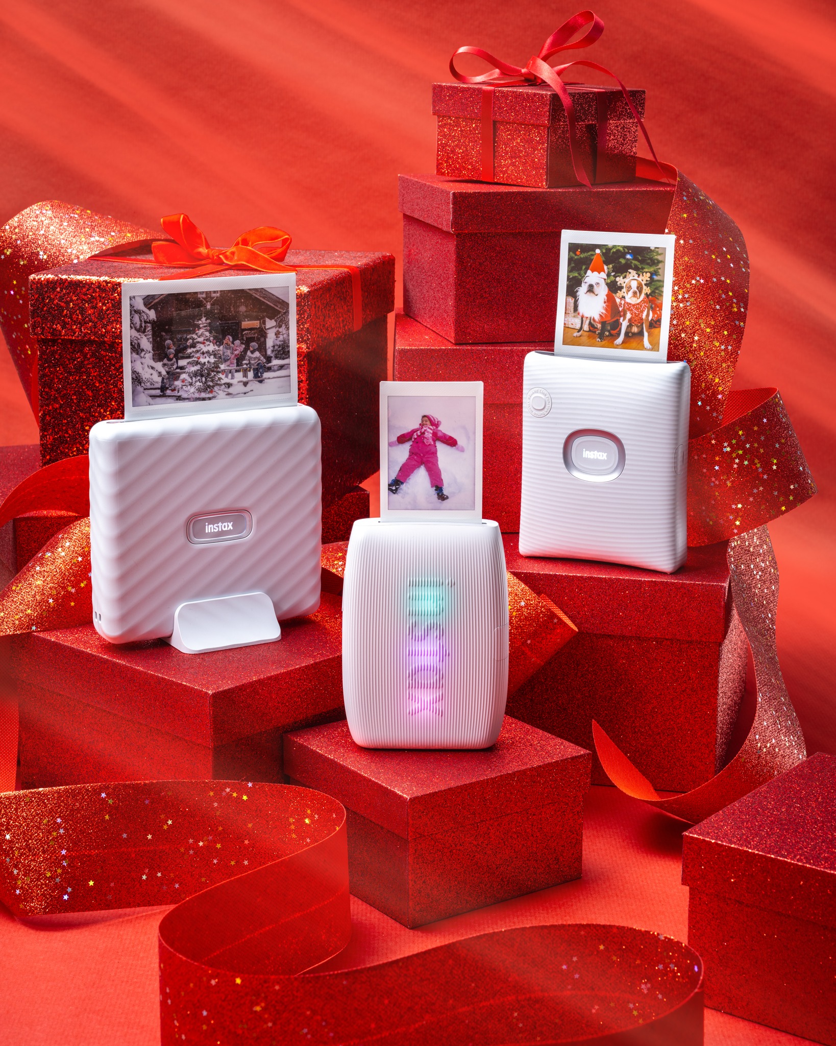 This Christmas, turn every snapshot into a gift with Instax Smart Printers 🎁🎞
#instax #instaxEgypt #InstaxSmartPrinter #fujifilminstax #instaxholiday #Christmas