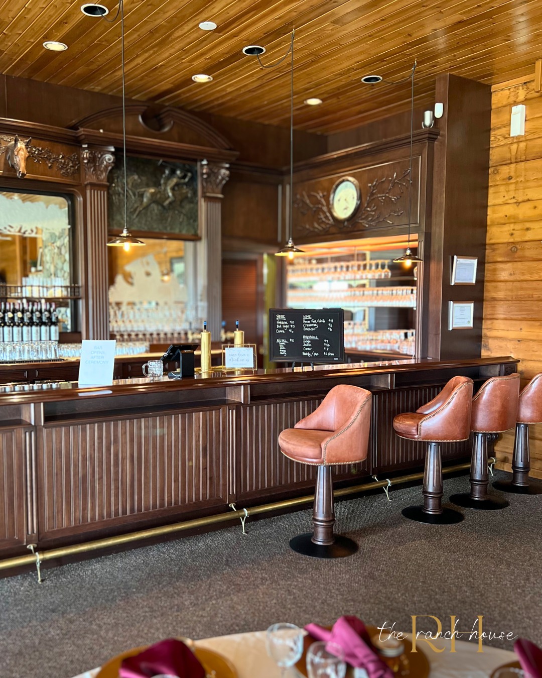 The holiday season is officially here, and your team deserves a drink (or two) 🥂
It’s not too late to pull off a last-minute holiday mixer. Whether it’s a quick cocktail hour or a full evening celebration, we have a few dates left to make you look like the office hero.
Send us a DM to grab a spot before they’re gone!
#holidayparty #christmasevents #officeparty #calgaryevents