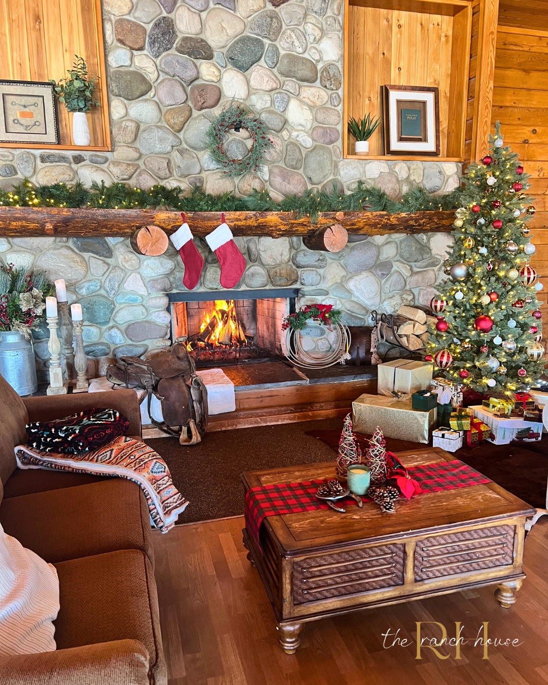 Who said we’re just for weddings? 📸
When @lammleswesternwear needed the perfect rustic-meets-refined backdrop for their holiday shoot, they knew exactly where to come.
From full-scale brand photoshoots to corporate holiday parties that actually feel like a celebration (and not a meeting), our space adapts to your vision.
Need a venue that does the heavy lifting for you? Let’s chat.
#yycbusiness #corporateevents #brandphotoshoot #venuerental