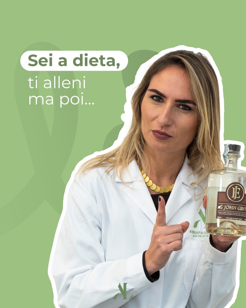 Un bicchiere durante il weekend non manda a monte una dieta, certo… ma occhio a non trasformarlo in una 𝗺𝗮𝗿𝗮𝘁𝗼𝗻𝗮 da venerdì a domenica!
Non è solo una questione di calorie: l’alcol rallenta il metabolismo, peggiora il recupero e se nel weekend esageri il corpo se ne accorge subito.
Vuoi un piano alimentare sostenibile nel tempo e che tenga conto della tua vita reale (weekend compresi)? Scrivimi!
⚖️ Il benessere non è rinuncia, ma equilibrio.
📍 Via Circonvallazione, 20 - Torre del Greco (NA)
#DottssaAnnapaolaLucà #BiologaNutrizionista #NutrizioneConsapevole #RicomposizioneCorporea #EquilibrioAlimentare #SenzaRinunce #BenessereFlessibile #MangiareSano