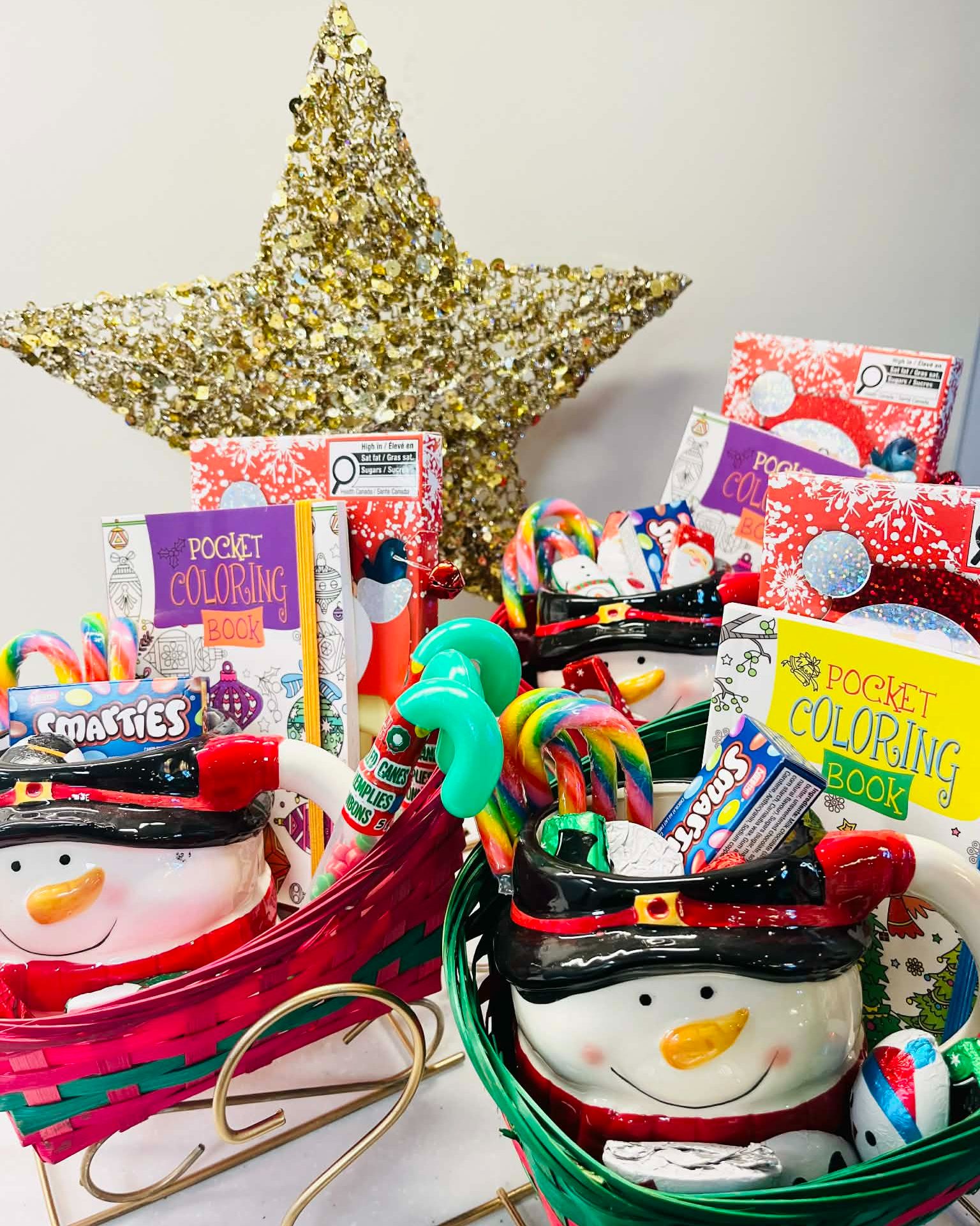 🖍 Calling all kiddos in the area!! 🖍
Don't forget to enter our colouring competition here at Blueberry Creek! We have three pretty cute prizes up for grabs! 🎁💛
Submissions due back on Thursday, December 18th!
We will announce the winners on Monday, December 22nd!
#blueberrycreekvet #Christmas2025 #colouringcompetition #perthontario #kidsofperthontario #petsofperthontario #community #christmasspirit
