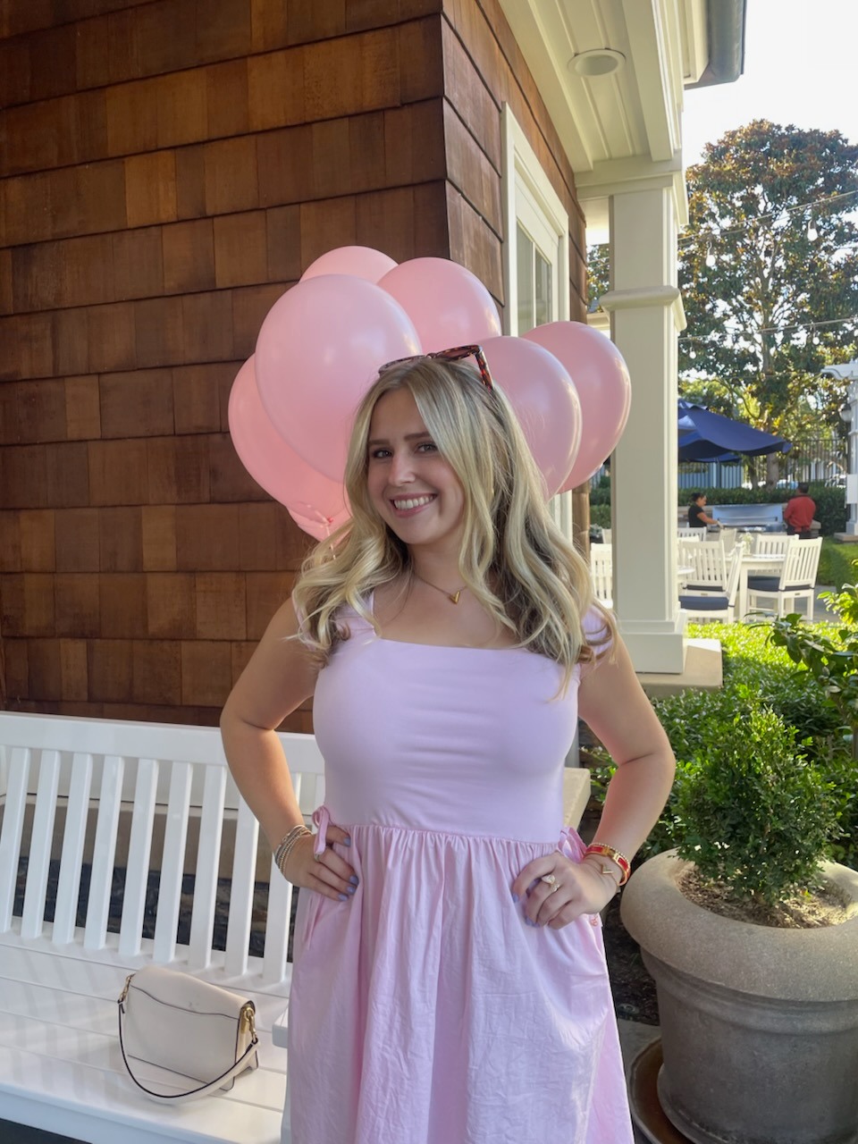 She puts the FUN in escrow3-2-FUN! Known for her effortless style, bright personality, and ability to make any room feel lighter, Cameryn brings heart to everything she does. 🥰☀
Outside the office, she’s exploring new places, working out, reading, and savoring good food, good drinks, and good company.
Here’s to another year of growth, adventure, and unforgettable moments.
Happy Birthday, Cameryn 🤩🥳 Your escrow321 family is celebrating you today! #escrow321 #escrowoffice #hbd #escrow32fun