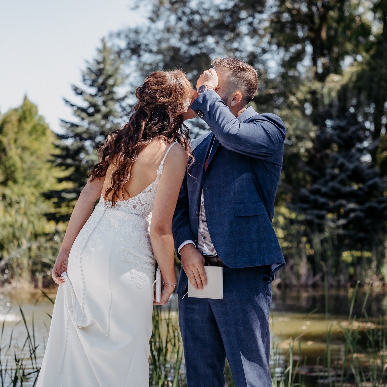 ✨
Pre-Ceremony Vibes: Cameras Ready, Eyes Closed. NO PEEKING ALLOWED. 😜
Who knew a casual BBQ could start a love story like this? Love always has a funny way of showing up exactly where it’s meant to be to bring soulmates together. 😘🤍
@tmc.weddings
@countryheritagepark
@pasqualino.dining
@kyralansing
#WeddingVibes #HappilyEverAfter #LoveCaptured #MomentsThatMatter #storybookwedding #weddingwirecanada #Canadaweddingphotographer #Torontoweddingphotographer