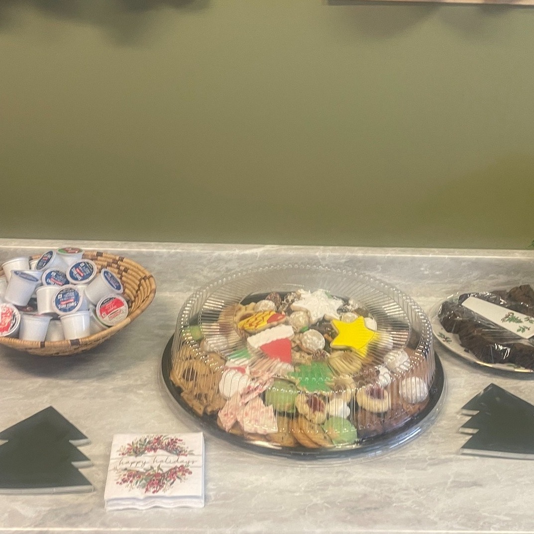 We gathered at The Family Connection office for a joyful Holiday Mingle filled with hot cocoa, cookies, and great conversation. We took time to share favorite traditions that make this time of year meaningful. Thank you to everyone who joined us and helped make the season feel extra warm and connected.