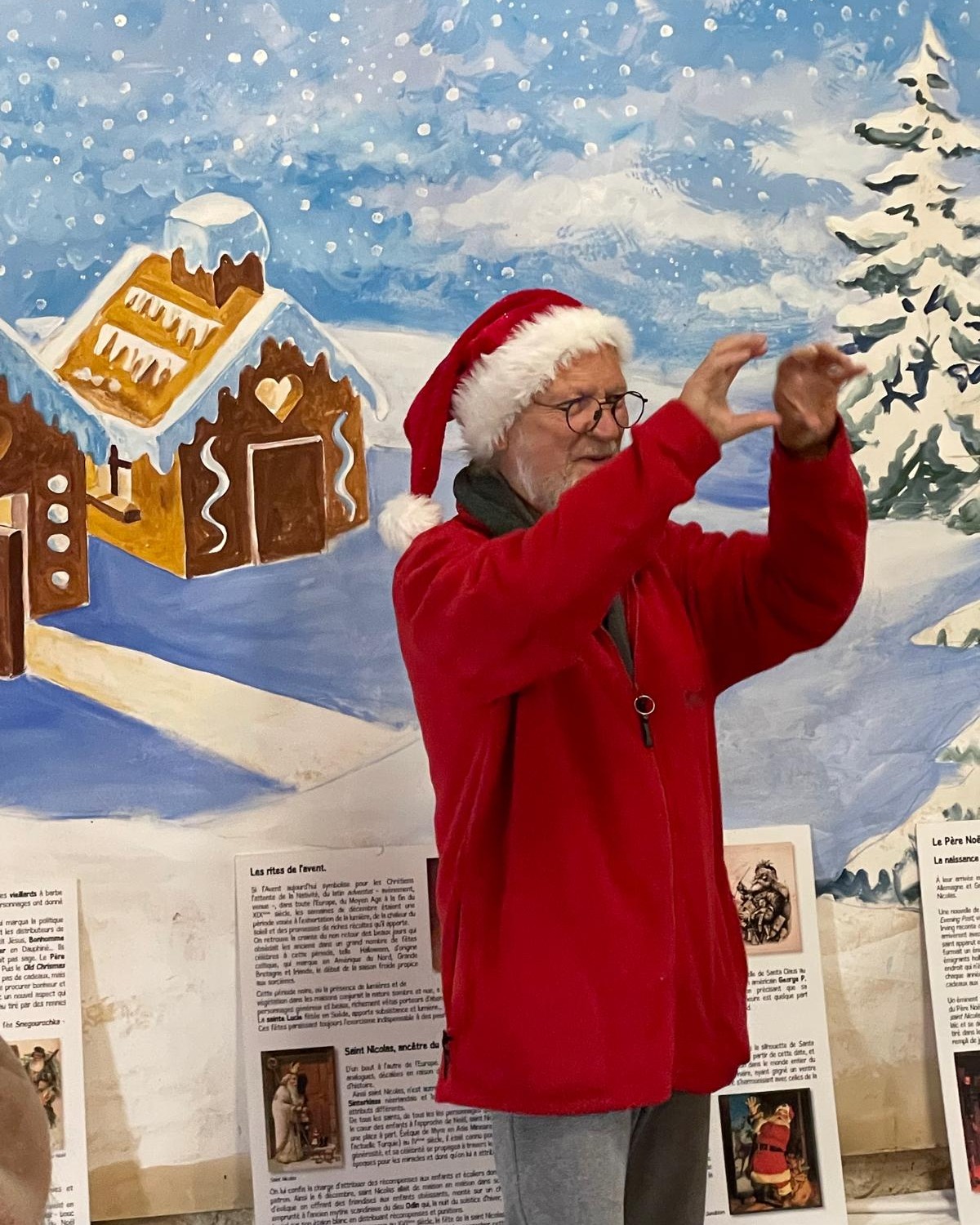 L'exposition de la Saint Nicolas concoctée par @carolus1952 a eu un franc succès !
Merci à tous pour votre visite.
Bon réveillon à tous !