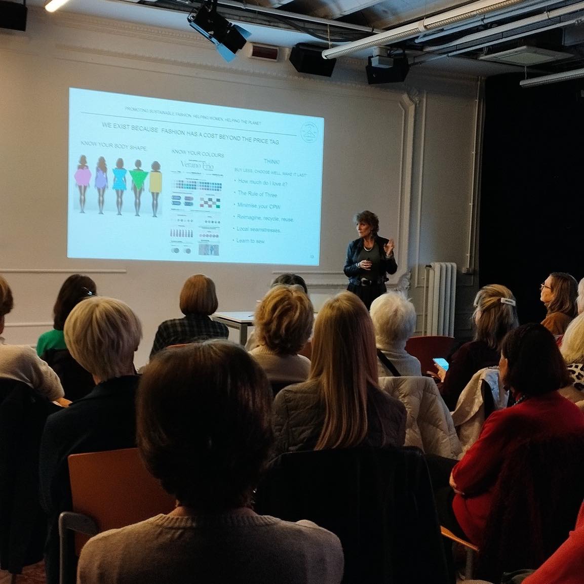 We had an amazing speaker, Laura Avery, from Fashion Cares BCN this last week. She enlightened us about the clothing and fashion industry and sustainability while shopping. Join us and will not miss any of our speakers which cover an array of various topics.