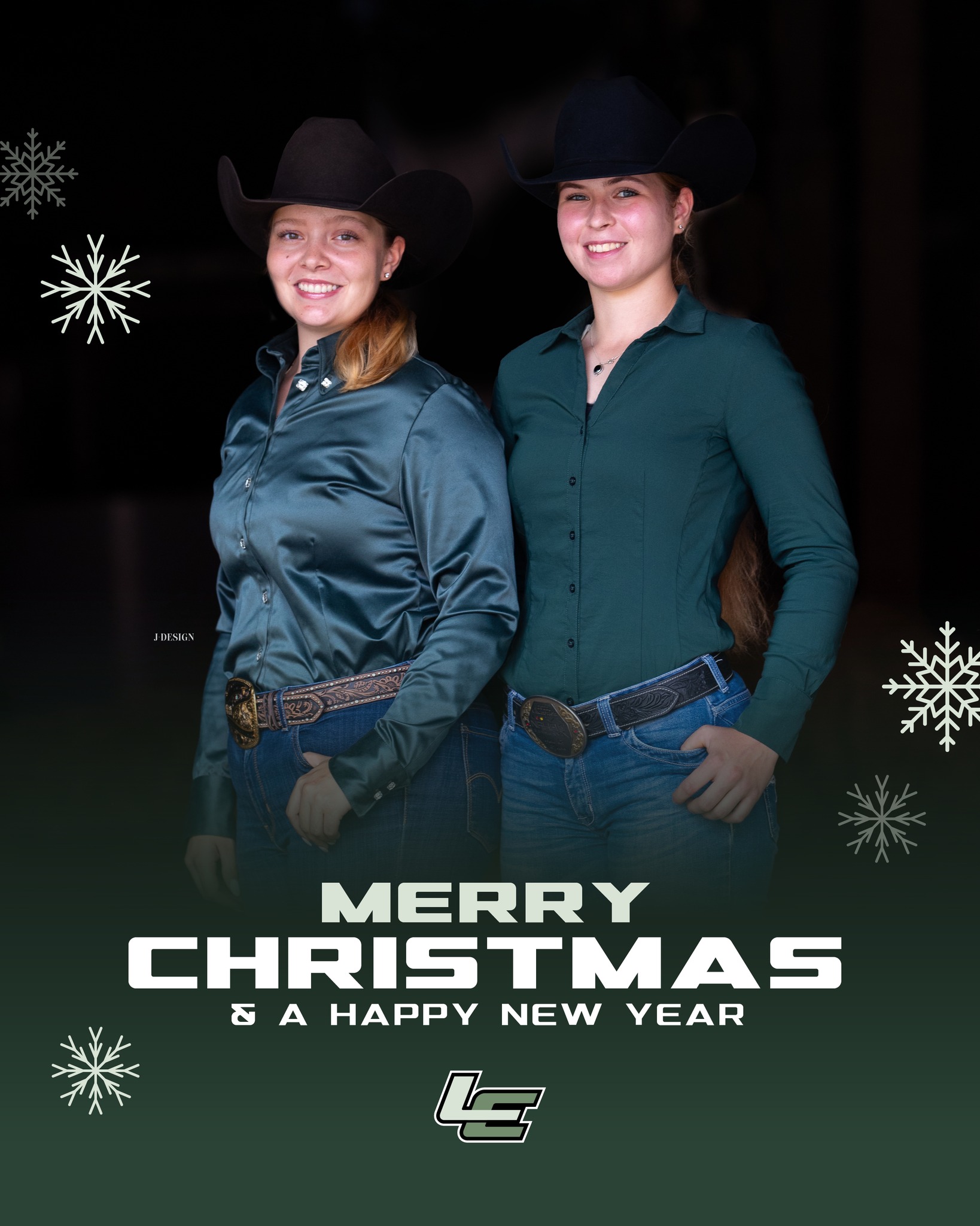 🎄 We wish everyone a very Merry Christmas.
An exciting year filled with bold steps, new beginnings and our business launch comes to an end.
Thank you to everyone who supported us and became part of the journey — we can’t wait for 2026 ✨
Your LEPH-Team 💚
__________________________
🎄 Wir wünschen allen frohe Weihnachten.
Ein aufregendes Jahr voller neuer Anfänge und unseres Firmenstarts geht zu Ende.
Vielen Dank an alle, die uns unterstützt haben und ein Teil unserer Reise sind – wir freuen uns riesig auf 2026 ✨
Euer LEPH-Team 💚
#LucieEgenterPerformanceHorses #LEPH #EQH