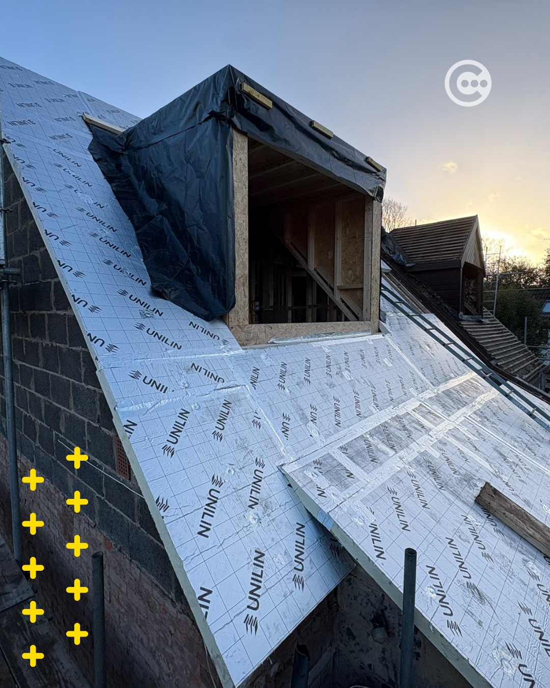 With colder temperatures approaching again, is your roof performing as it should? ❄️☃️
In many UK homes, up to 20-25% of heat can be lost through the roof when insulation is insufficient. Warm roof construction places insulation above the rafters, reducing thermal bridging and cutting heat loss at one of the main escape points.
This results in improved efficiency and more consistent comfort throughout the year 😎💛
#warmroofconstruction #warmroofinsulation #insulationexperts #homeretrofit #comfortablycoolhomes