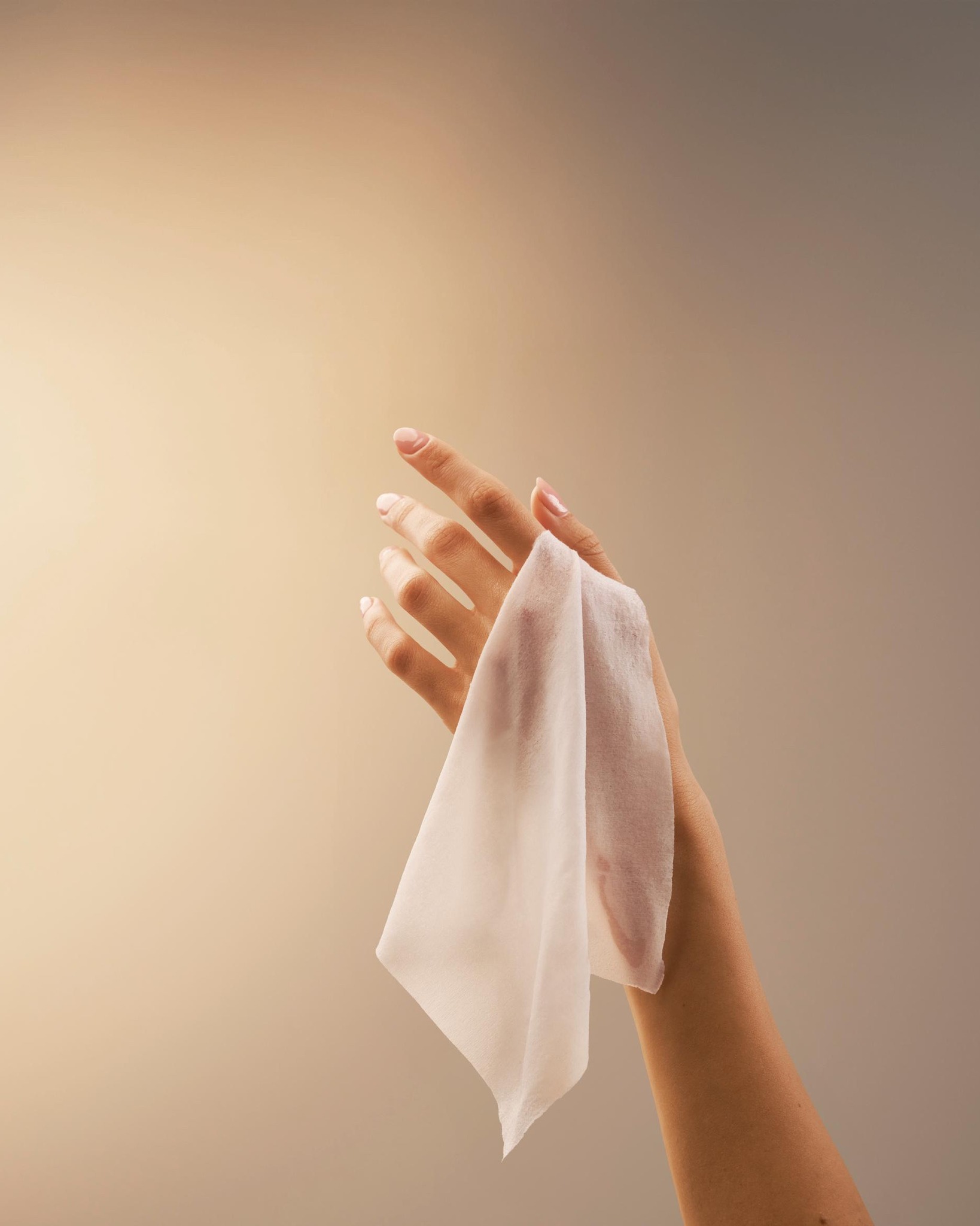 For the jet-setters and weekend wanderers — one swipe removes makeup, sunscreen, and impurities while caring for your skin barrier.
BABOR Cleansing Wipes are infused with hyaluronic acid, vitamin E, panthenol, centella asiatica, and nourishing plant oils to cleanse while keeping skin hydrated and soothed. No water, no mess; just fresh, comfortable skin wherever you roam.
Limited time: RM200 per pack (NP: RM240).
📍 BABOR, Ground Floor