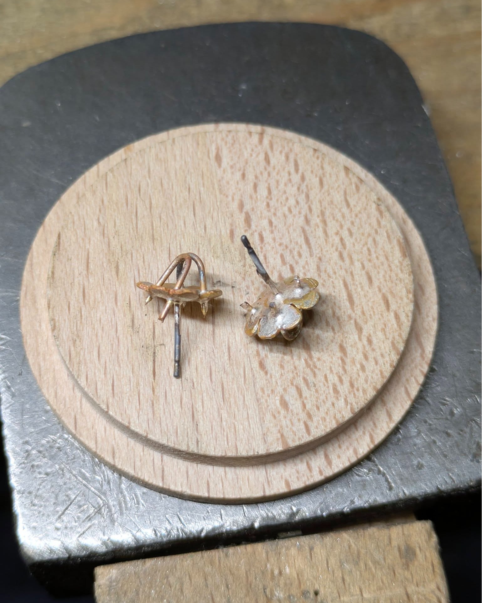 I think that this could be my favourite stage of creating jewellery. All of the soldering and cutting is done and it looks so dirty and messy and definitely not something that I would want to wear. However, once I have cut away the excess silver and given these earrings a bath in some jewellers pickle they will look completely different. They will be ready for a polish and setting the stones. It's such a satisfying transformation from messy, dirty silver to shiny and ready to wear.
