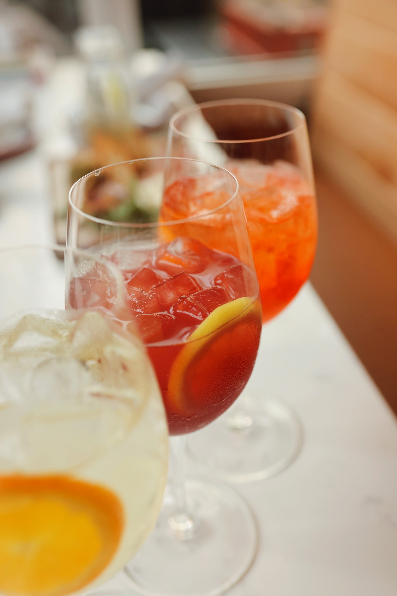 Aperitivi hour at Bar Cicotti 🇮🇹🍊
Spritzes, bitters, bubbles, and those classic Italian pre-dinner sips meant to open the appetite and slow the pace a little. Pull up a seat, enjoy the ritual, and ease into the evening with us.
Cin cin!
📸 @kristinkins