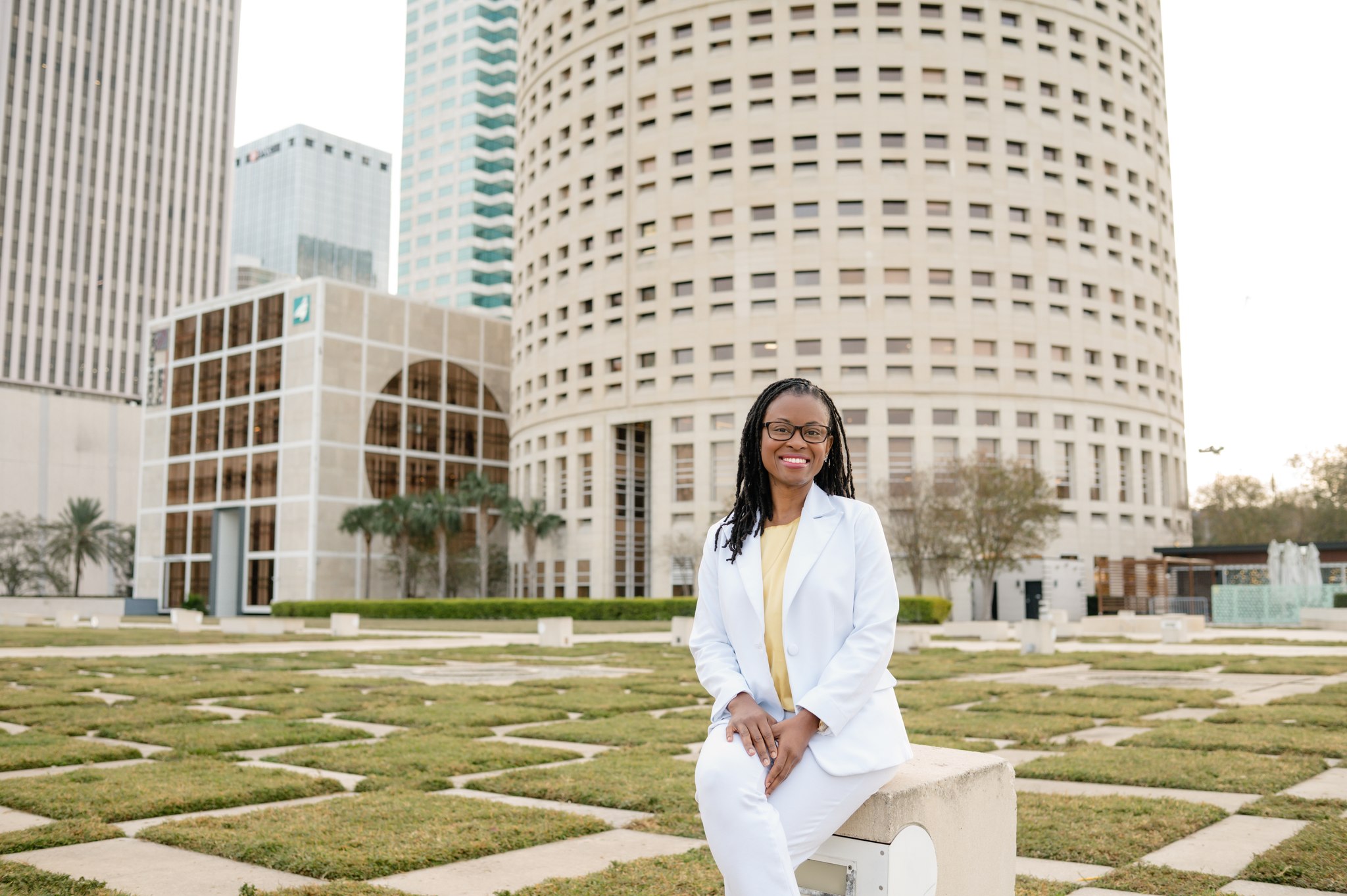 If there is something I’ve learned from years of clinical work:
The same patterns that show up in relationships and families
also show up in leadership and organizations.
Burnout.
Miscommunication.
Role confusion.
Emotional overload.
Decision fatigue.
A 'human system' behaves the same — whether at home or at work.
...and that’s why my work now spans both mental health counseling and psychology-informed business consulting. Aspects of clarity, trust, and emotional intelligence aren’t soft skills.
They’re performance tools ANYWHERE. (I have a big announcement tomorrow ;)