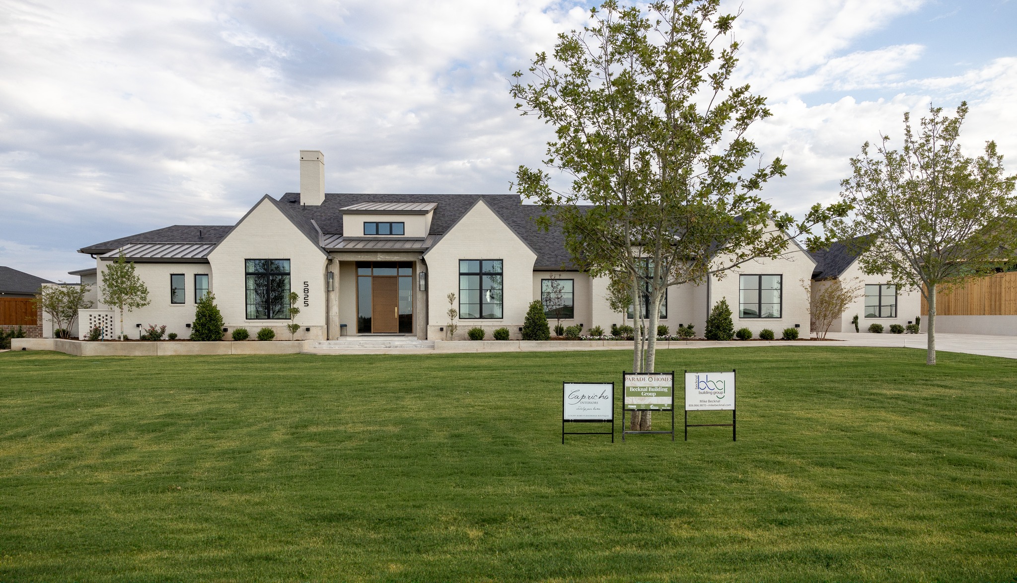 A home we will always love 💌
Builder: @becknalbuildinggroup
Photo: @ashleyadamsmedia
Staging: @caprichointeriors
#pddtexas #lubbockparadeofhomes #lubbockparade #customlubbockhome #ashleyadamsmedia