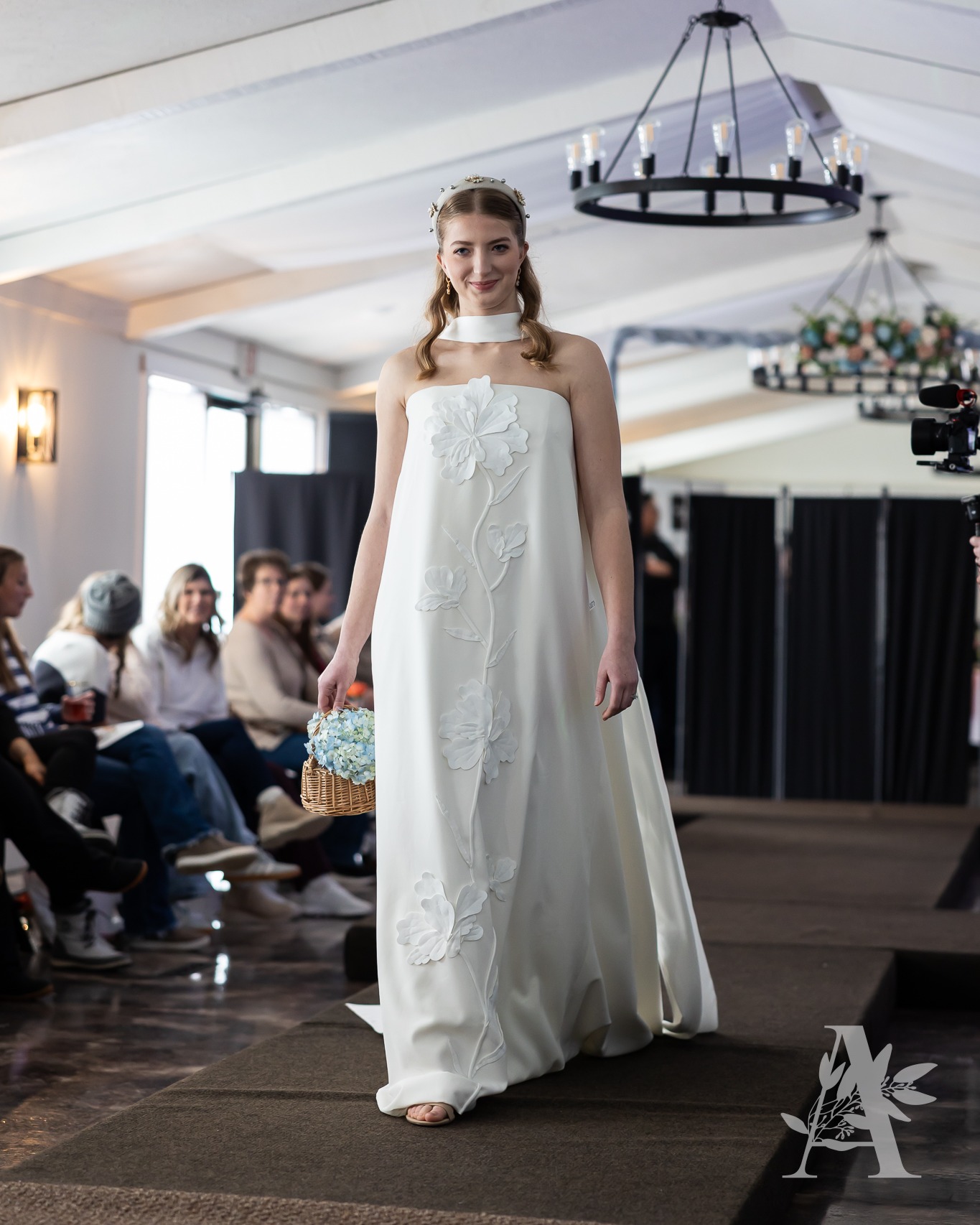 I have a feeling we’ll be reliving this afternoon again & again ✨
The Love Story Soirée earlier this month was pure magic. We met so many incredible new brides, connected with the most talented local vendors, &brought the runway to life in the most unforgettable way.
Our models absolutely owned it, showcasing the biggest bridal & mothers trends of the new year. Every detail, every look, every moment… it was a reminder of why we love what we do.
Bridal Gowns + Mothers Dresses: @marabrides + @justinalexander + @bylillianwest + @casablancabridal + @alexevenings
Accessories: @marabrides + @martiandcompany
Hair + Makeup: @beautyopbys.mueller + @bespoke_beauty_llc+ @elizabethm.mua
Florals: @floradesignstudio_cf + @middleofsomewhereia
Photographer: @arrowheadphotography319
Venue: @bradfordguesthouse
Planning Team: @masonbeckcreative + @marabrides