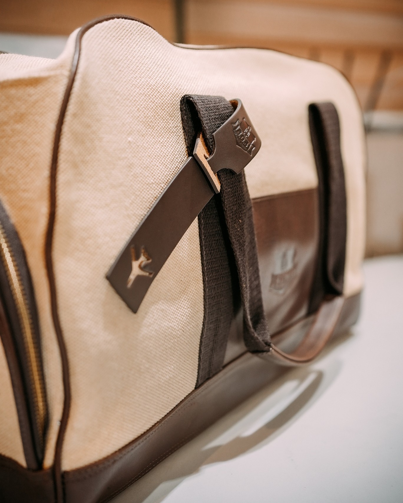 Friday’s calling 📩 Time to wrap up the emails, close the laptop, and switch to weekend mode. Pack up, breathe out, and take that well-deserved break. Don’t forget your Weekend Bag, because wherever you’re headed after work, we’re coming with you✨
💼 Weekend Bag - Cream and Dark Brown
📍SM Megamall, 3rd Level, Mega B
💳 www.theschoolofsatchel.com
#TheSchoolofSatchel #WeekendBag #HappyFriday #DuffelBag