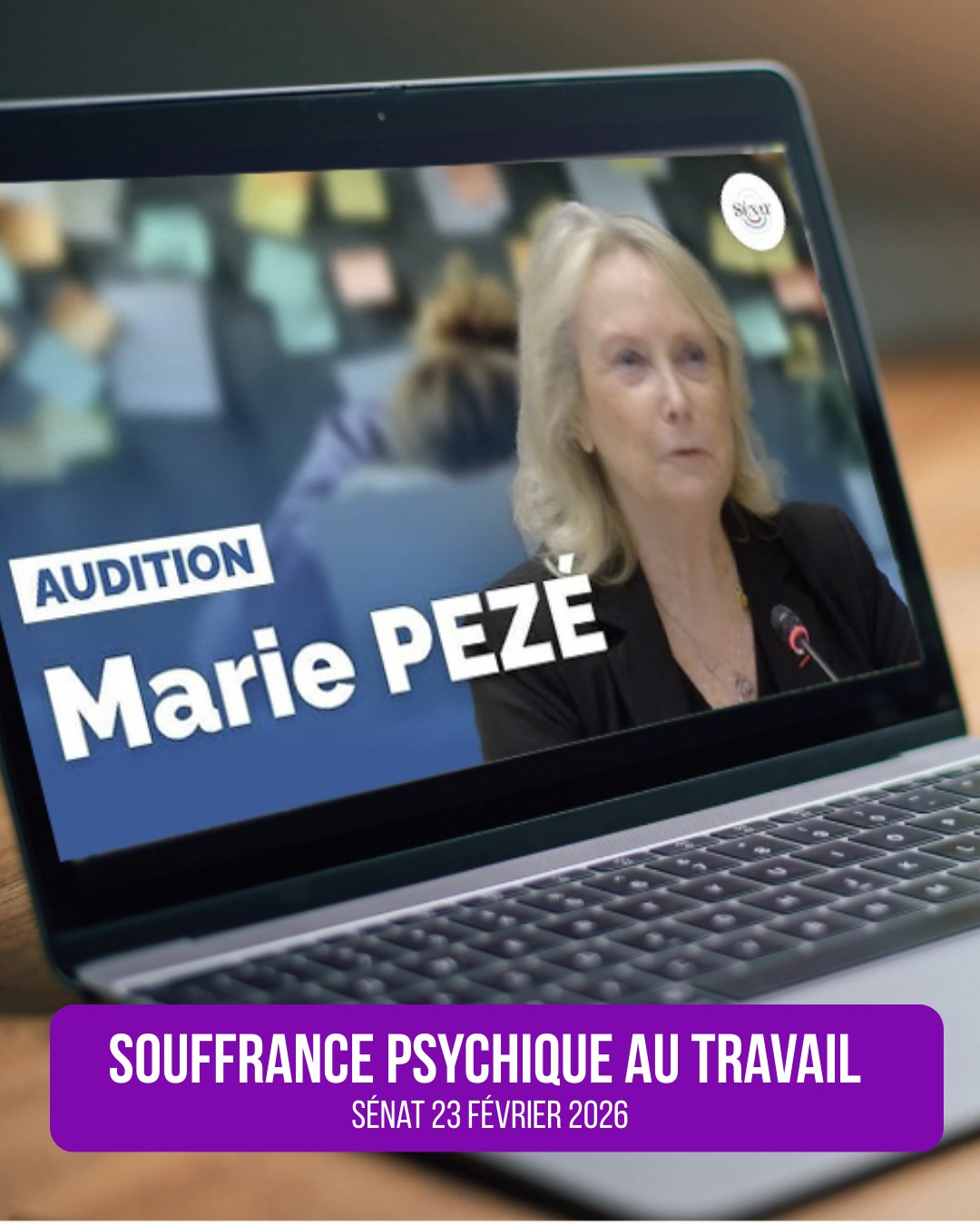 🎧 J’ai écouté l’audition de Marie Pezé sur la souffrance psychique au travail.
Et franchement… ça remet les idées en place.
Depuis plus de 25 ans en accompagnement par l’art, je vois passer beaucoup de personnes qu’on a trop vite classées “fragiles”.
Spoiler : ce ne sont pas les plus faibles qui s’effondrent.
Ce sont souvent les plus engagés. Les plus consciencieux. Les plus loyaux.
Ce que rappelle Marie Pezé est essentiel :
→ « Il ne faut laisser personne seul »
→ « Un simple merci ne coûte rien mais valide l’identité du travailleur »
→ le travail reste un pilier de l’identité
→ mais quand l’organisation empêche de bien faire son métier, quelque chose se fracture à l’intérieur
Sur le terrain, je le vois tous les jours :
des personnes compétentes
des personnes investies
des personnes… épuisées de devoir mal travailler.
Non, on ne réparera pas ça avec un babyfoot ou un atelier bien-être isolé.
Ce qui soigne vraiment, c’est de remettre du sens, du réel, de l’humain dans le travail
et aussi d’offrir des espaces où ce vécu peut enfin se déposer.
Si tu te reconnais dans ce que je décris, sache une chose :
Tu n’es pas “trop”.
Tu n’es pas “pas assez solide”.
Tu es peut-être juste quelqu’un qui a trop longtemps tenu dans un système qui tire sur la corde.
💬 Ton vécu compte. Et il mérite d’être entendu.
Et il est urgent de changer de récit ! Changeons le récit dominant vers plus de robustesse.
#SanteAuTravail #Burnout #Management #MariePeze #Senat #RPS #SantéMentaleAuTravail #LeadershipHumain #SouffranceAuTravail #AccompagnementParLArt
https://www.youtube.com/watch?v=QP1Vh3D8agY