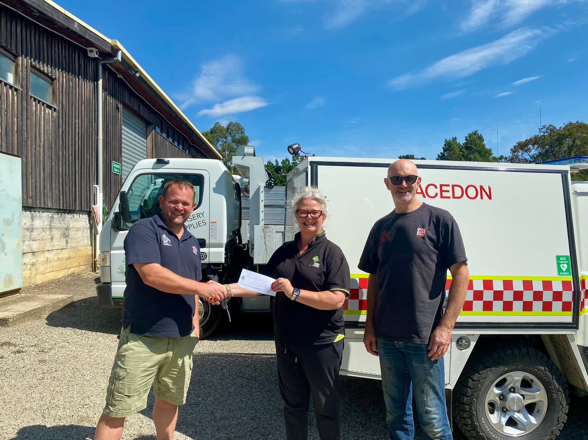 The Macedon CFA held its annual fundraising day on Saturday, and The Nursery was thrilled to chip in with a $1000 donation.
All money raised will go directly toward essential equipment, ensuring we stay ready to protect our township and the surrounding bushland!