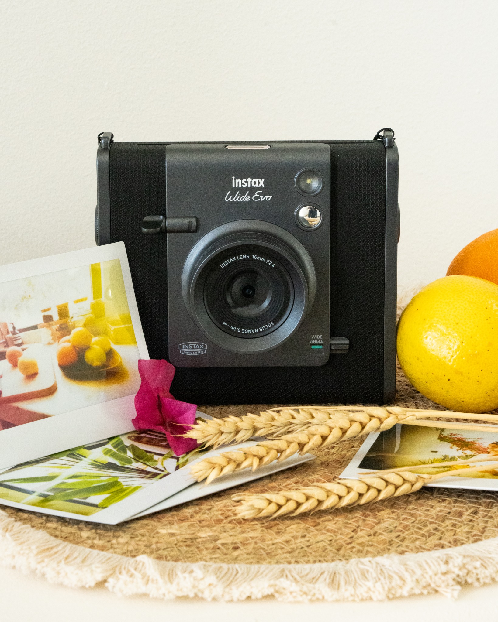Between woven textures and fleeting light, the Wide Evo breathes stories into paper 🌿
#InstaxEgypt #InstaxWideEvo