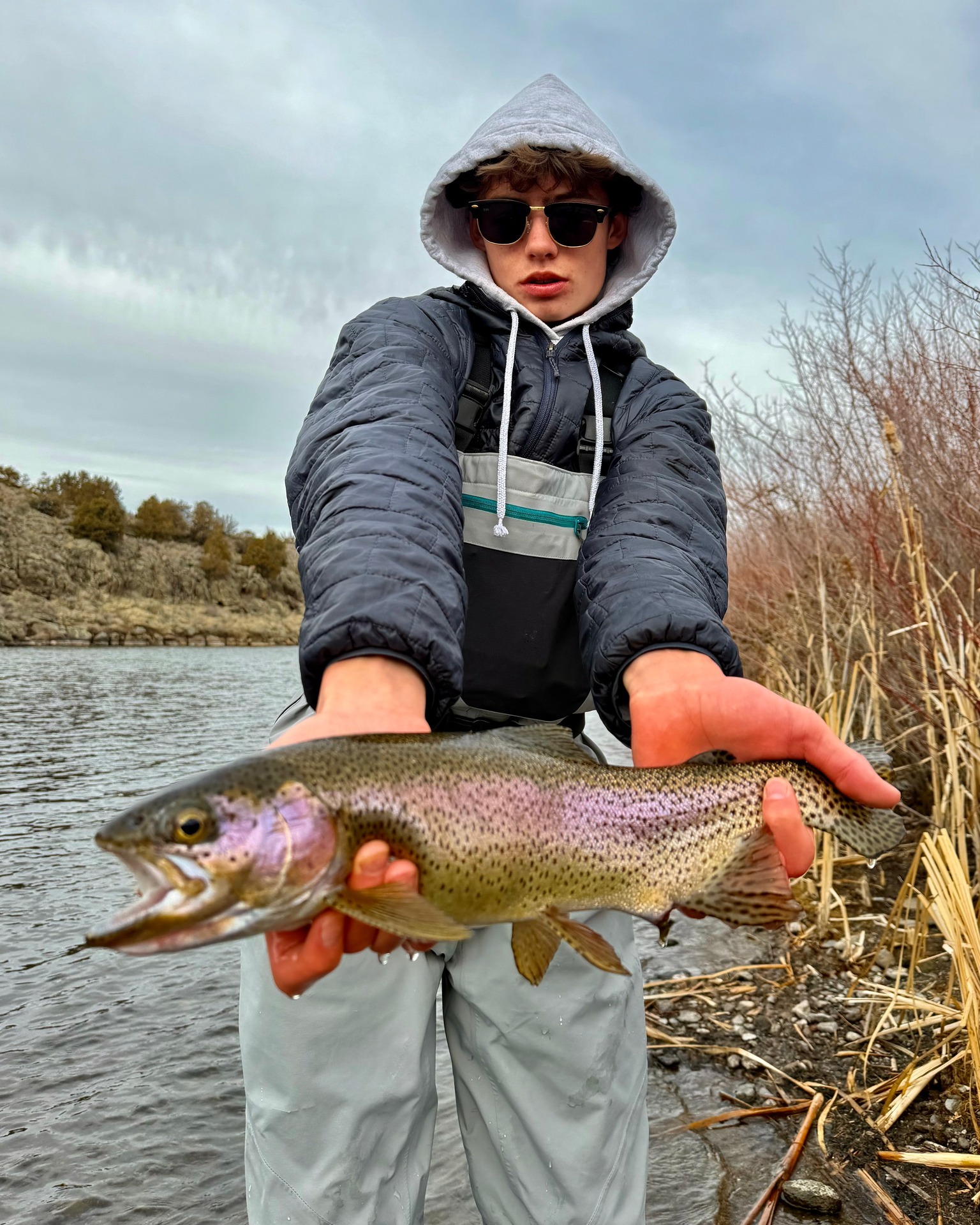 Here at @western.river.anglers the fishing doesn't stop when the snow flies! Thanks to all of our adventure-loving clients, family, and friends who've gotten after it with us and enjoyed the beauty and benefits of winter fishing.
#tetons #Troutfishing #flytying #letsgofishing #catchandrelease #flyfishingaddict #flyfishinglife #flyfishing #Wyoming #travel #wildtrout #Smithoptics #flyfishingadventures #jacksonhole #yellowstone #orvis