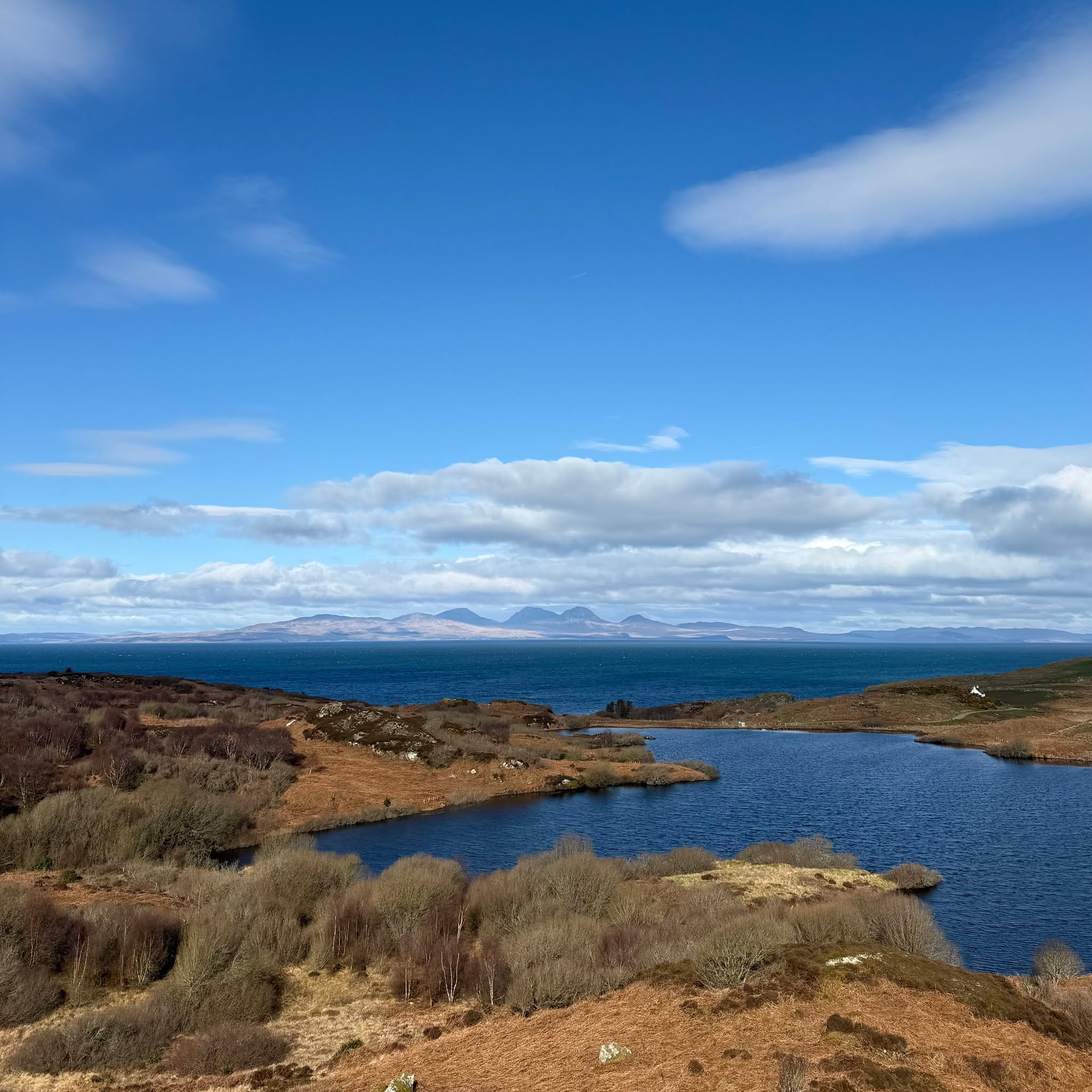 🌼 Join Edgelands for the day on the 28th March as we celebrate the Spring Equinox with a seasonal exploration of medicinal wild plants, a Seed Moon inspired #pottery workshop & beautiful Sea to Sky Lunch!
✨Spaces Limited, Booking Essential ✨
See Links in Bio for all the details and to purchase your tickets 🎟️
🗓️ Saturday 28th March, 10am - 3pm
🗻 Isle of Gigha, Scotland
🚢 Check out @calmacferries & @visit.gigha for visitor/travel info and to explore a great range of travel tips & selection of accommodation providers such as the Isle of @gighacampsite & @gigha_holiday_lets
.
.
.
.
.
🔹#wildfood #foraging #eatlocal #homegrown #farmfresh #wildmedicine #lovetheland #edgelands #isleofgigha #seasonalliving #holistichealth #wellbeingmatters #potterylife @keepingitlocalcic #culturalheritage #discoveringscotland 🔹
