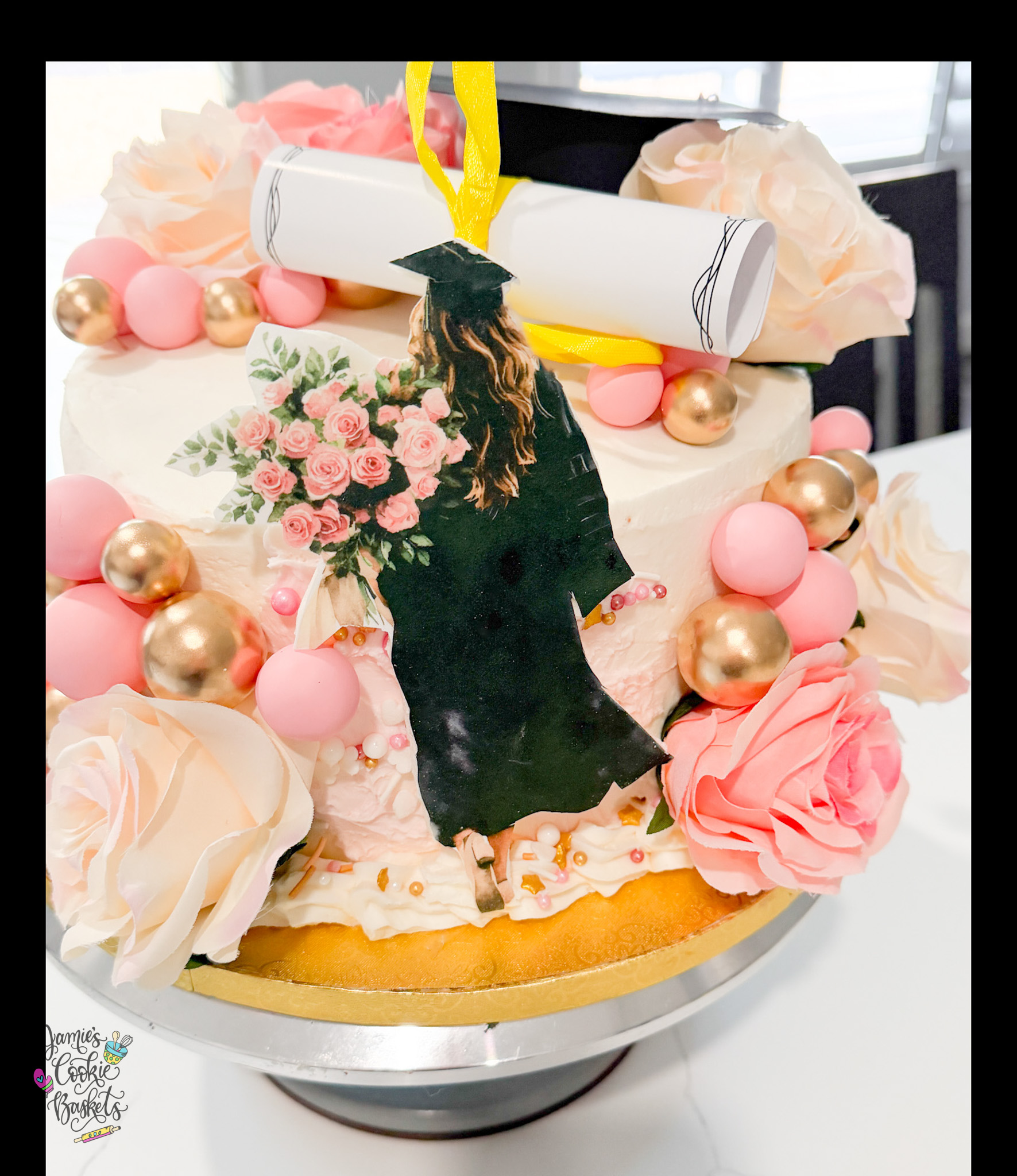 Graduation is starting early.....Congrats Angeletta!
Graduation 2026, Graduation Cookies, Graduation Cake
#decroatedcookies #customcookies #graduation #graduationparty #graduationseason #graduationcake #graduationcookies #universityofphoenix #phoenixaz #phoenixbakery