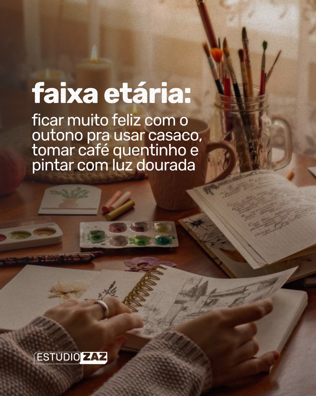 Eu ouvi um amém? 🙌🍂
O clima mudou e a luz do ateliê tá coisa de cinema. A melhor época pra criar (e tomar café) começou. Vem aproveitar o outono no ZAZ.
Somos um ateliê educativo, localizados na cidade de Pelotas/RS. Oferecemos aulas de cerâmica, pintura, desenho e aquarela