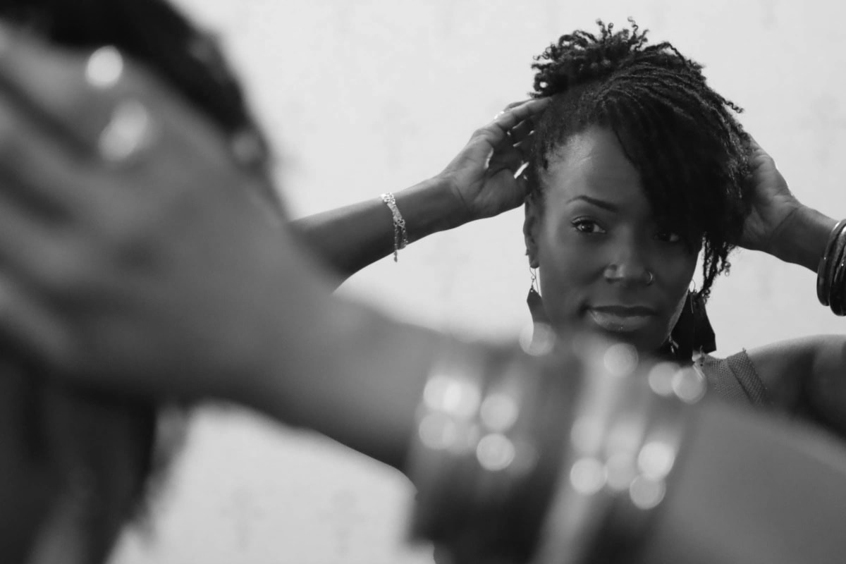 Your gut instinct is your best diagnostic tool.
Before the labs come back, before the specialists weigh in, there is a quiet knowing.
Even after my lung collapsed, I was told it was "fine."
You know when your hair is shedding more than usual. You know when your fatigue is deeper than just "needing a nap." You know when a doctor tells you everything is "fine," but your body is telling you otherwise. The focus stayed on my fertility, while my actual survival was treated as an afterthought.
That experience taught me that the medical system often ignores the most important data point: the truth your body is telling you every single day.
You know when your hair is shedding more than usual. You know when your fatigue is deeper than "normal aging." You know when a doctor is rushing you out the door.
In my coaching practice, we treat your actual experience as the ultimate map. We don't dismiss those gut feelings; we use them to uncover exactly what your adrenals, your nervous system, and your hormones are asking for.
Have you been ignoring that quiet voice telling you something is off? You don't have to quiet it anymore. Together, let's unpack what your body is telling you.
#HormoneBalance #ListenToYourBody #MenopauseJourney #AdrenalFatigue #KoreelThatcher