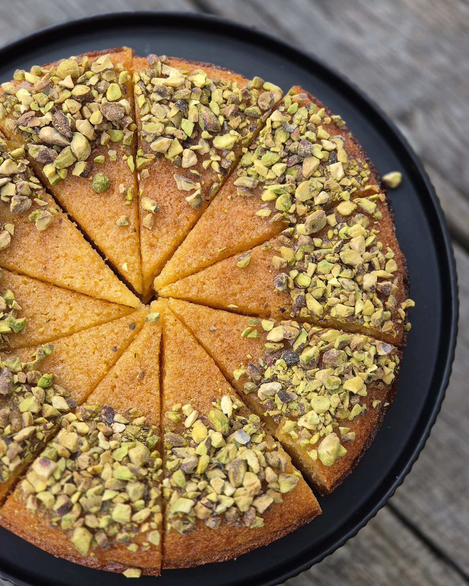 An orange semolina cake love from our kitchen team served warm with a citrus syrup to start your brand new week!