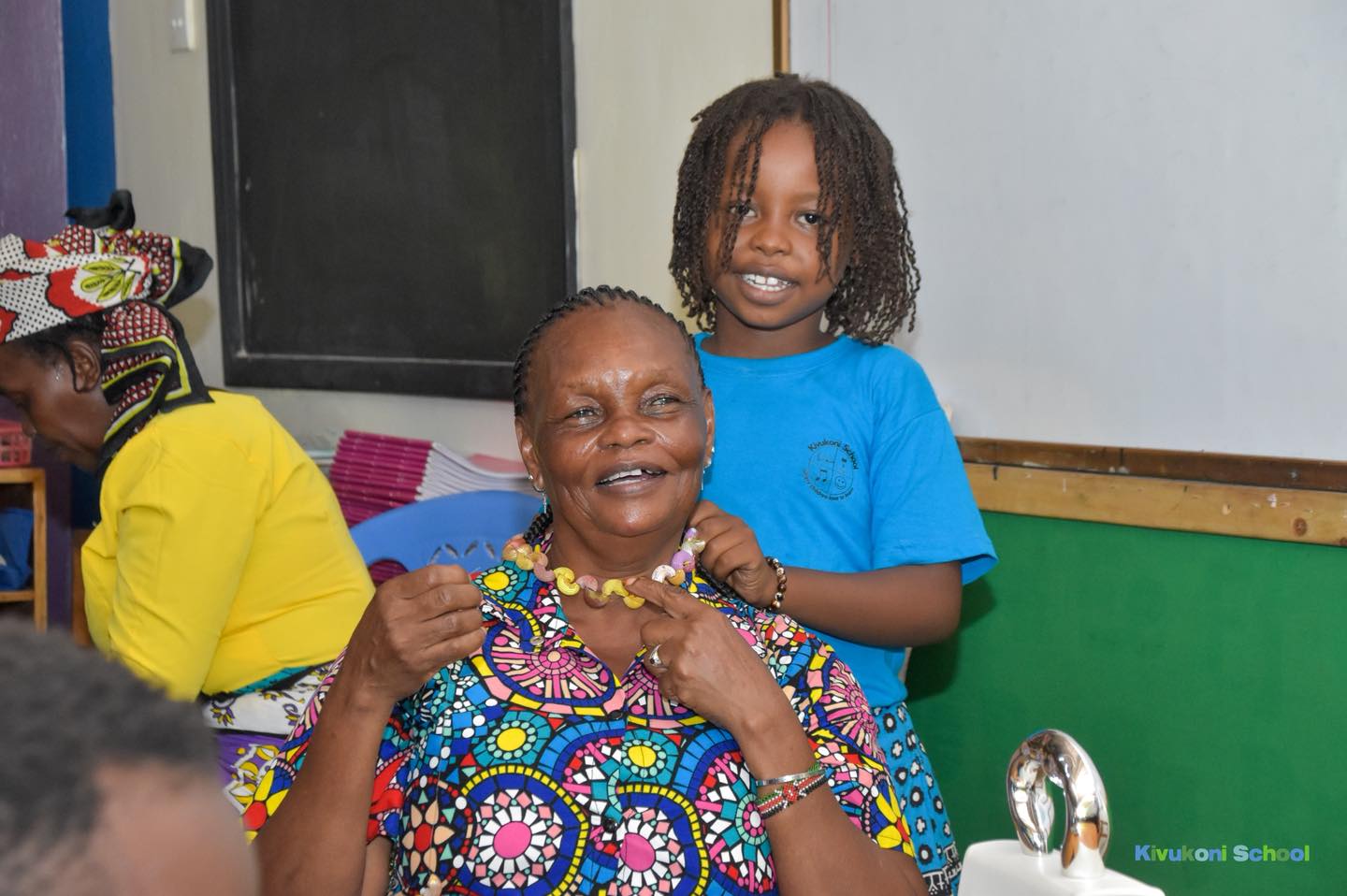 One of our most quietly beautiful events is ‘Wazee Day’, which our Year 2 class hosted this week. Inviting grandparents or elders from their homes or community, they enjoyed creative activities together in class, followed by a sharing of games and stories from times of their youth.
Our young ones listened with wide eyes as they were transported to a childhood without power, running water or devices- full of grounded joy and adventure.
Our visitors were united by this simple celebration of times gone by- the nostalgia was thick in the air.
We appreciate the opportunity to show that we love and respect the wazee in our lives, and honour the lives they have lived.
#celebratelife #celebrateelders #realeducationmatters #localrootsglobalreach #grateful
