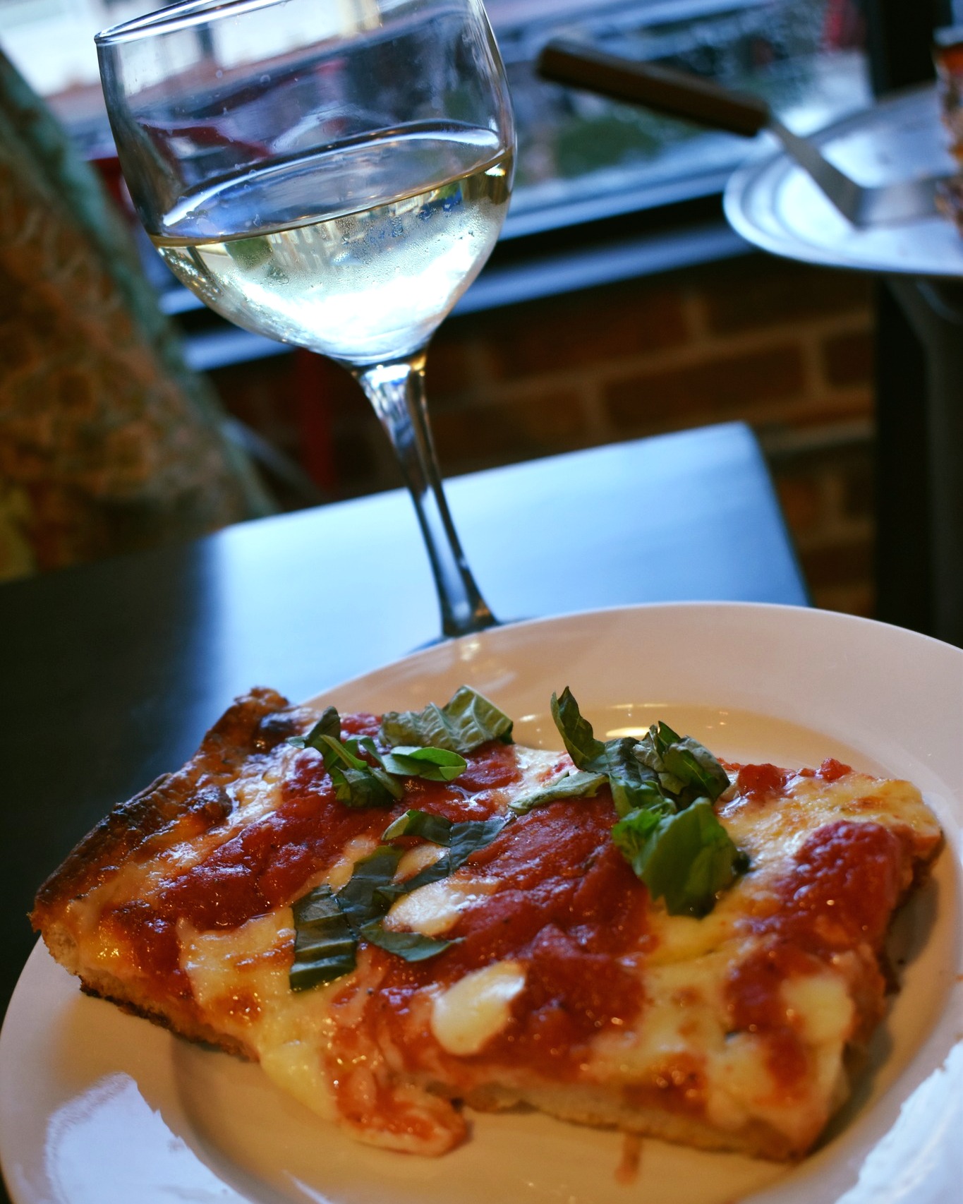 Pizza + wine = the only math that matters. π·π Happy #mangiamonday
π Open until 9pm
π 102 Church Hill Road, Sandy Hook, CT