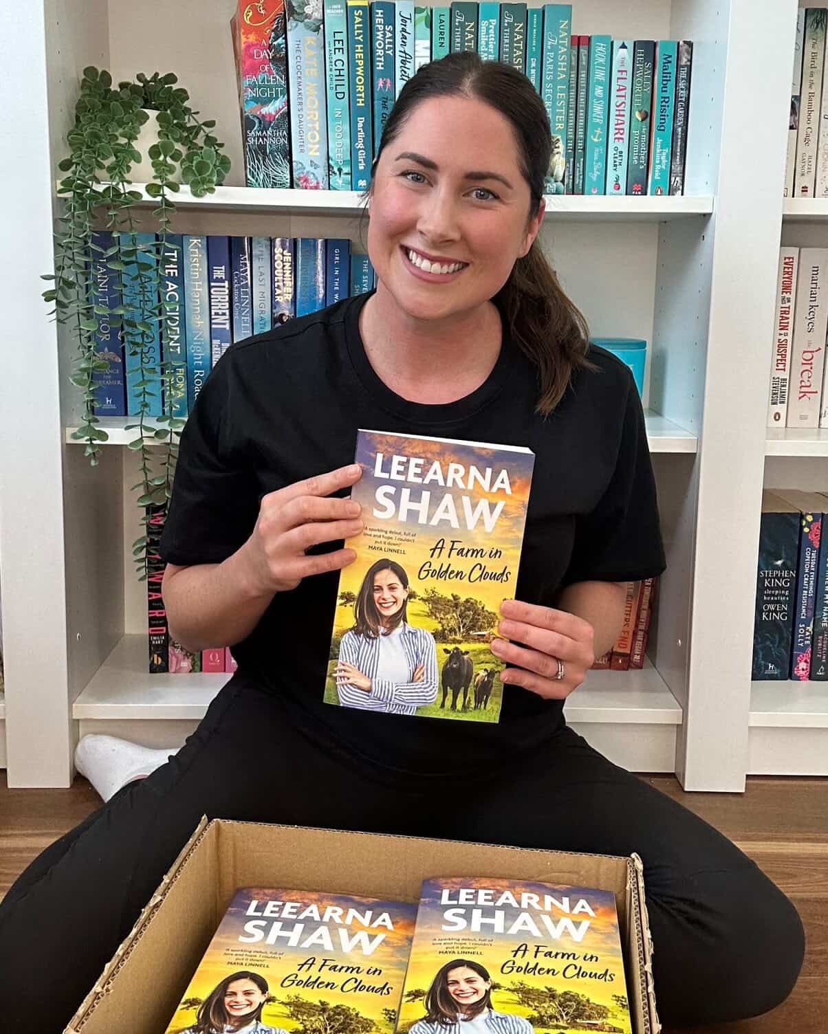 Do you love discovering new authors and fab new books? I adore chatting about books and shining a light on authors in my newsletter The Rural Round Up.
And guess what? There's still time to enjoy my autumn newsletter AND enter the contest to win a copy of the gorgeous Leearna Shaw's debut rural romance. I was lucky to read a very early copy of A Farm in Golden Clouds and if you look closely at the cover, you'll see my name on the front, raving about the story! It's out next week in all good book stores.
The contest is for newsletter subscribers only (that's an easy fix, just head to my website mayalinnell.com to sign up before entering!) then read my newsletter by clicking the following link: https://bit.ly/4c29tSz
There's also a shout out for more fabulous books in there including Start At The End by Emma Grey, The Drowning by Fiona Lowe, The Mother of All Calamities by Lisa Moule and The New Blue Ribbon Cook Book by Liz Harfull! Thanks so much to Allen & Unwin, Murdoch Books and Fiona for sending these through 💞
@leearna.shaw.author @annettebarlow @fionaloweaustralianauthor @lisamoule6
@emmagreyauthor @lizharfull @murdochbooks
#aussiebookstagram #aussiebooklover #aussieromance #aussiebooktok #winabook #bookcompetition #australianromance