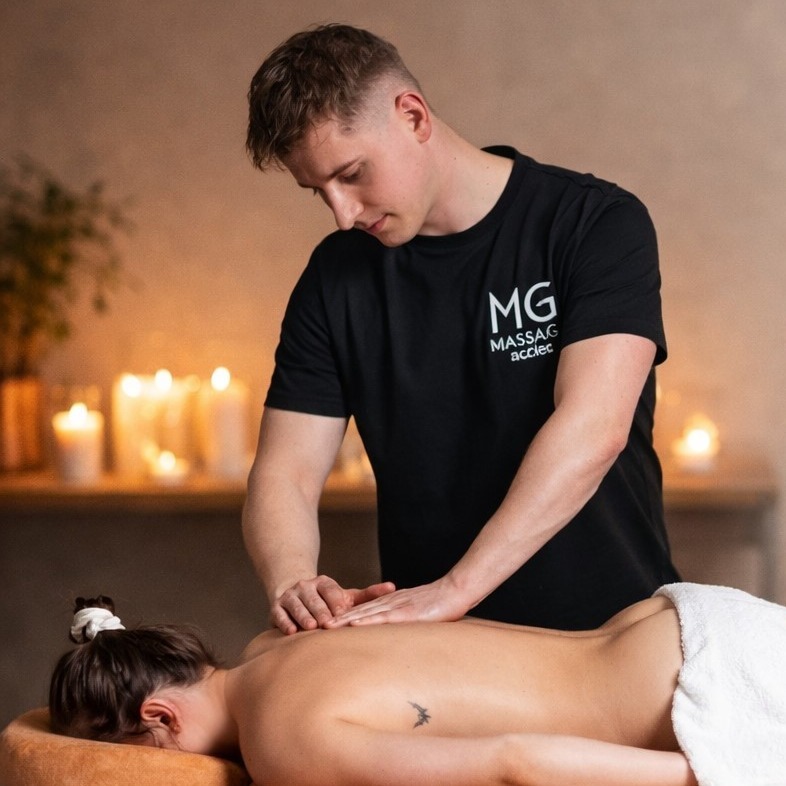 Nasza realizacja dla MG Massage 🙌
Jeżeli potrzebujecie profesjonalnego masażu bez wychodzenia z domu, MG Massage jest dla Was!
@mg.massage_maciek
#massage #products ##promotionalproducts #prints #nadruki #nadrukinaodzieży #nadrukinakoszulkach #nadrukinazamówienie #nadrukireklamowe #nadrukireklamowedlafirm