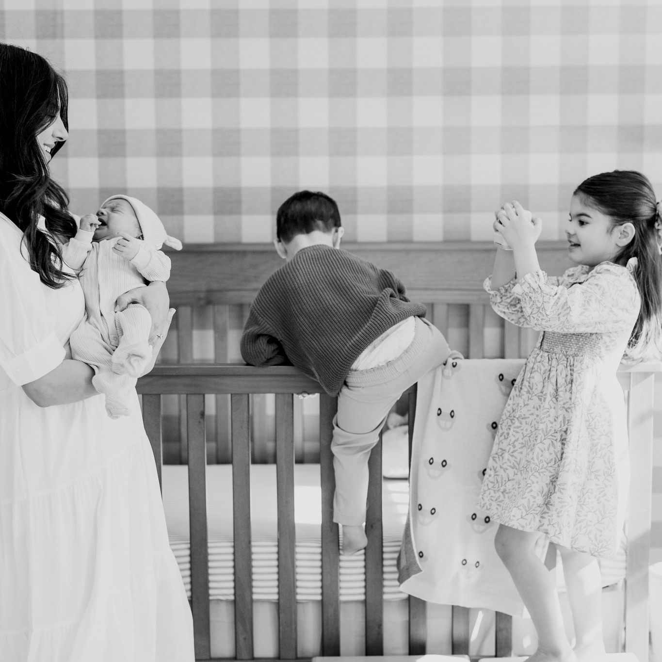 Real moments over poses ✨ every. single. time.
.
.
.
#CTMoms #NewEnglandFamilyPhotographer #FairfieldCountyFamilyPhotographer #connecticutphotographer #inperspectivephotography #fairfieldcountymoms