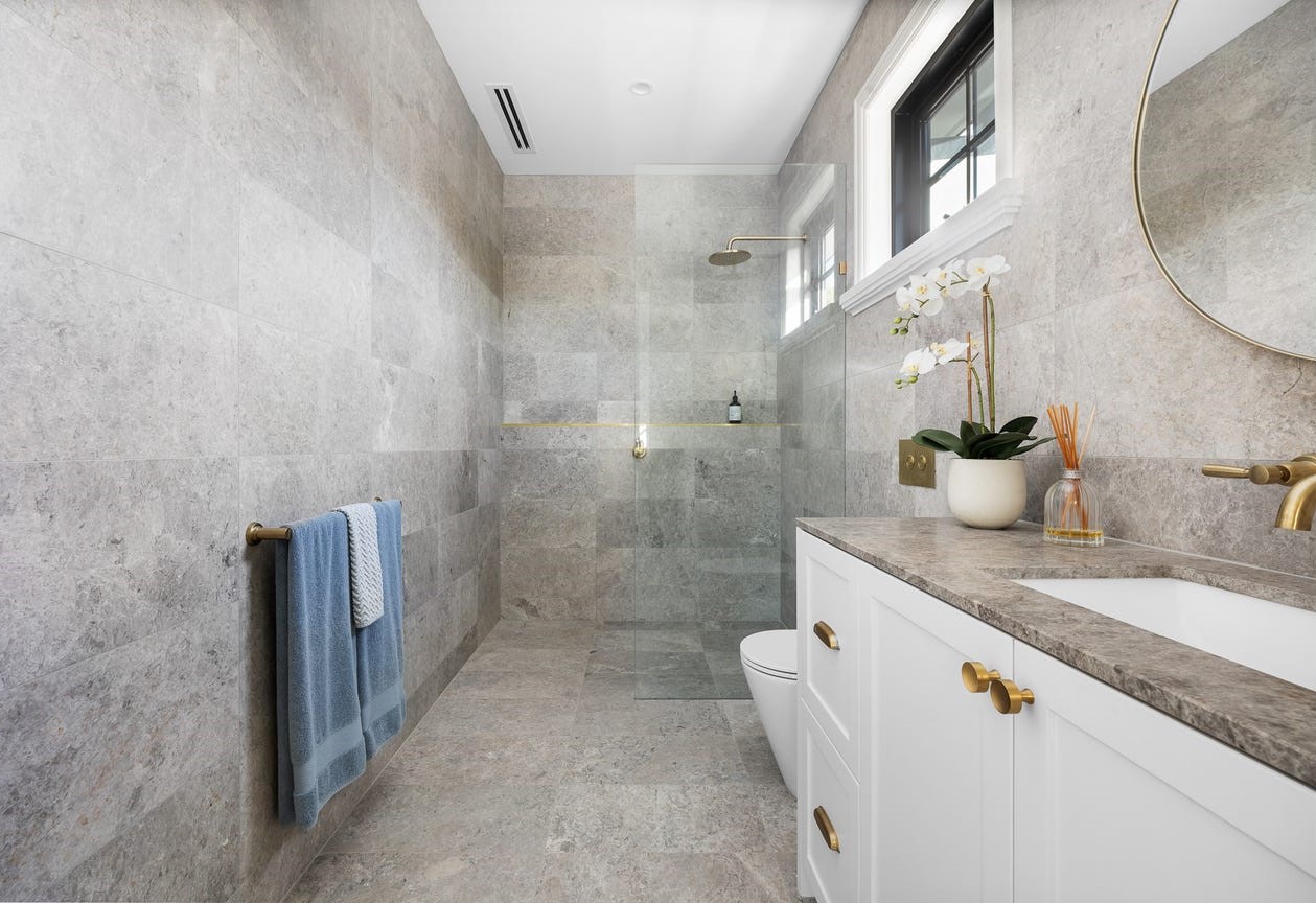 DIY renovators and trades across Melbourne have been busy installing shower screens from Melbourne Shower Screens Online.
Browse completed shower screen and bathroom mirror projects from real customers.
#ShowerScreenShop #DIYHomeProjects #MelbourneShowerScreens