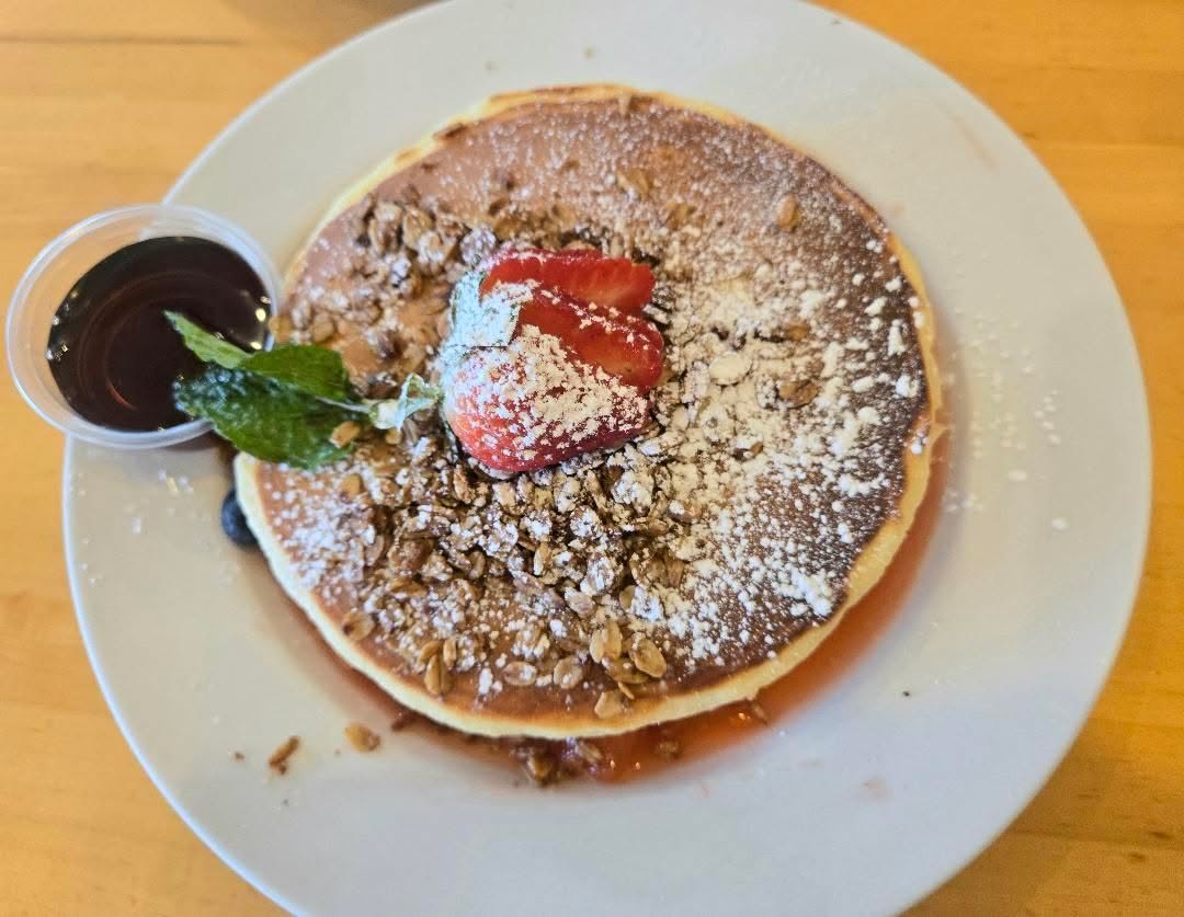 The perfect balance of sweet, fresh, and crunchy 🍓🥞
Mango Strawberry Hot Cakes
Two fluffy pancakes layered with smooth vanilla mascarpone and a vibrant mango-strawberry compote. Finished with our house-made crunchy granola and a delicate dusting of powdered sugar.
We’ll save you a seat.
