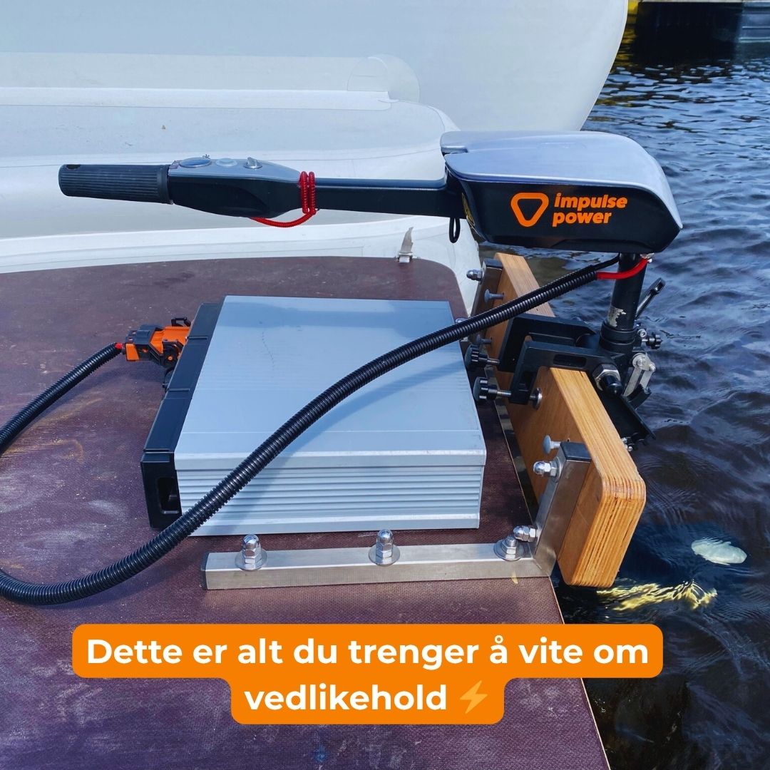 Er du usikker på hva som egentlig kreves for å vedlikeholde en elektrisk båtmotor? 🔧⚡
Svaret er: ganske lite – men de riktige rutinene gjør en stor forskjell.
Vi har skrevet en guide som tar deg gjennom alt fra sesongstell til vinterlagring, slik at både motor og batteri holder seg i topp stand i mange sesonger.
Les artikkelen – lenke i bio 👆
#impulsepower #elektriskbåtmotor #impulsekraft
