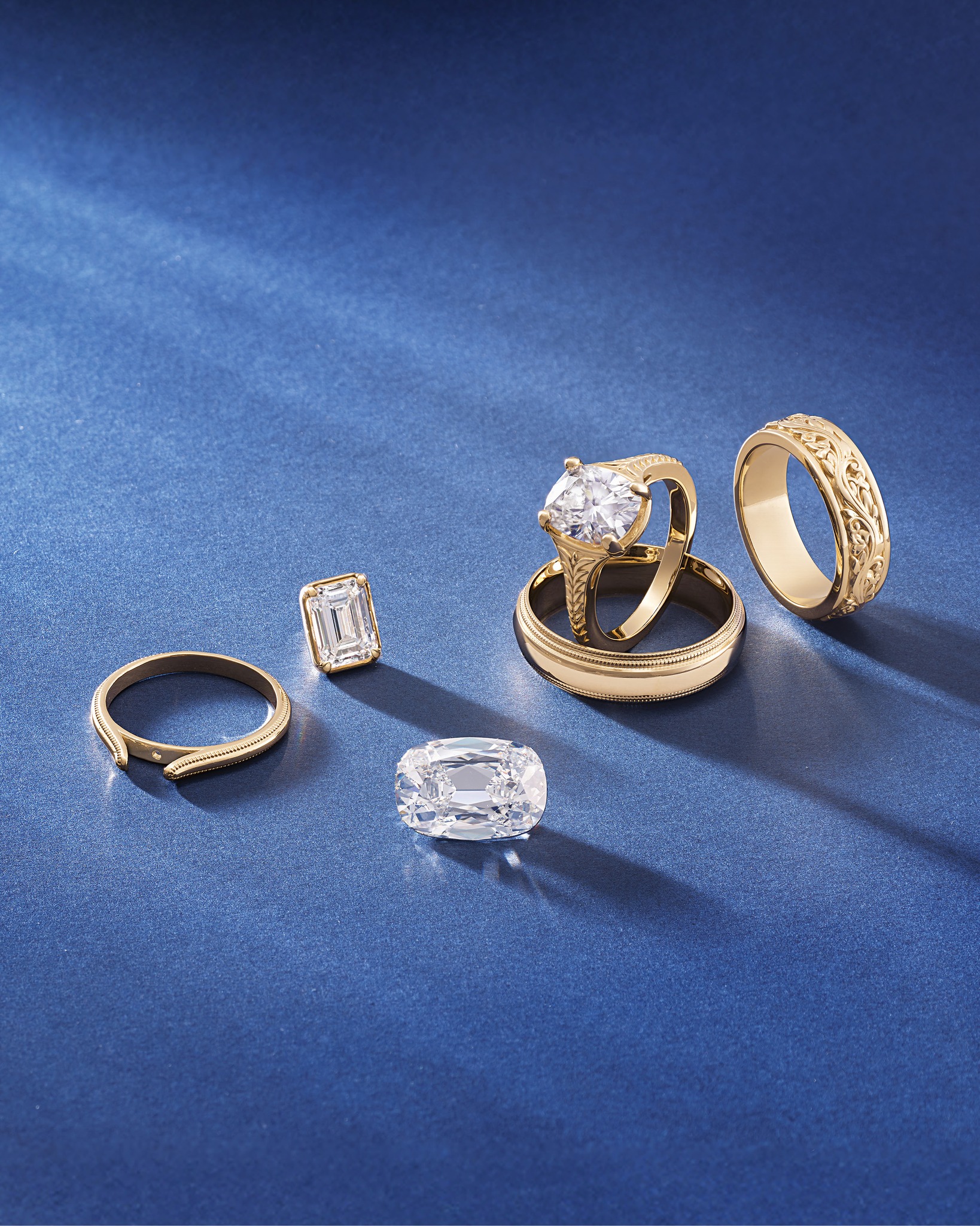 Yellow gold and patterned bands have been among some of the most requested styles this year. However you envision your dream piece, we can bring it to life. Come visit our friendly team today! โจ