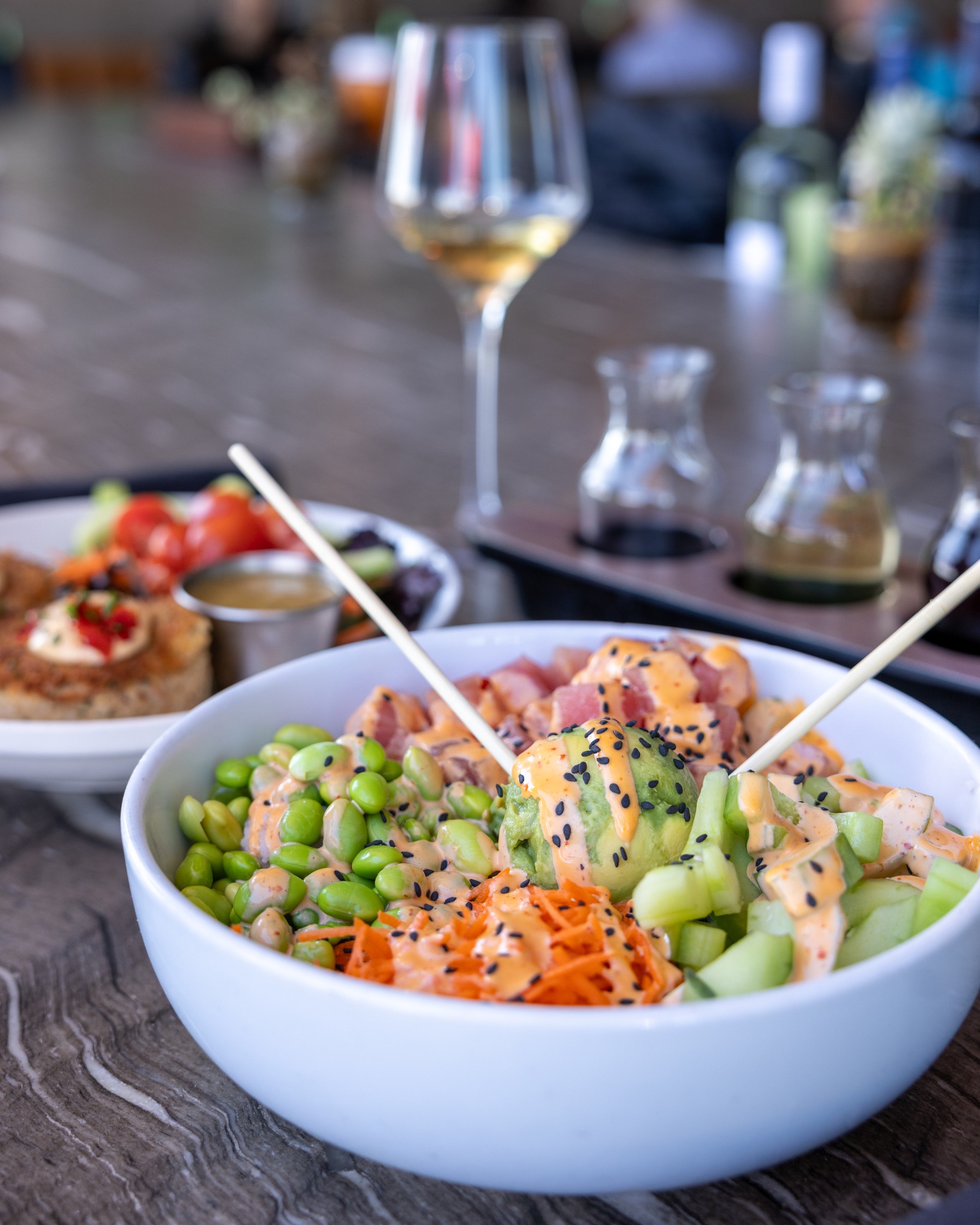 The kind of freshness you crave on a sunny day, our Ahi Poke Bowl 🌞 🐟
#RavensView #CaveCreek #AhiPokeBowl #CaveCreek #WineBar