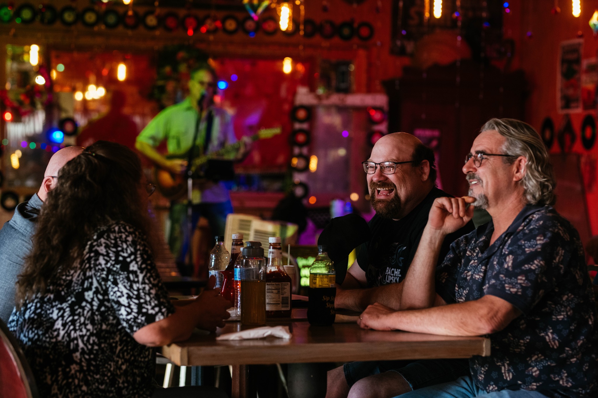🎶 Music on the Mountain is back this weekend! ⛰️✨
Looking for the perfect way to kick off your weekend in Tennessee's South Cumberland? Head up to Monteagle for an evening of live music, good food, and mountain vibes at Jim Olivers Smokehouse Restaurant!
🗓 Friday, April 3, 2026
🕟 4:30 PM – 9:30 PM
📍 Smoke House Lodge | Monteagle, TN
Enjoy talented artists and songwriters straight from Nashville performing live right here on the mountain. The best part? NO COVER CHARGE! 🙌
Bring your friends, grab a bite, and soak in the music as the sun sets over Monteagle. 🎸🌄
✨ Want more events like this? Check out our event calendar and start planning your next trip: https://www.mountainsofadventure.com/event-calendar
.
.
#MusicOnTheMountain #MonteagleTN #LiveMusicTN #SouthCumberland #TennesseeEvents #VisitTN #MountainVibes #FreeEvent #ThingsToDoTN