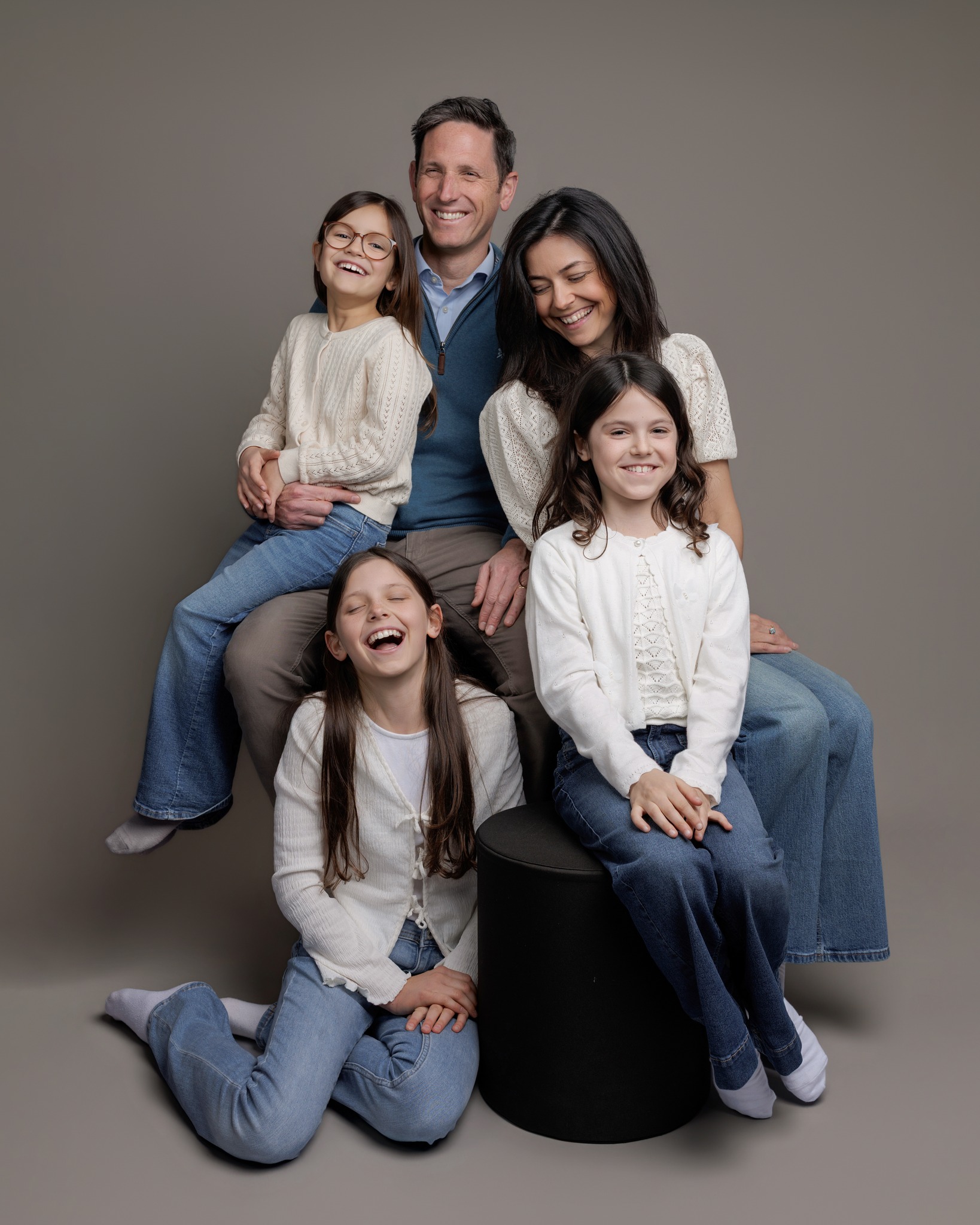 What people think a family photoshoot is going to be:
Stress.
Bribery.
At least one child refusing to cooperate.
Someone turning up already fed up.
What it is actually like:
Playing.
Chatting.
A bit of chaos.
A lot of personality.
And usually a point where everyone stops trying so hard - which is when the best photos happen.
You do not need perfectly behaved children or a picture-perfect family.
You just need to turn up.
I will handle the rest.