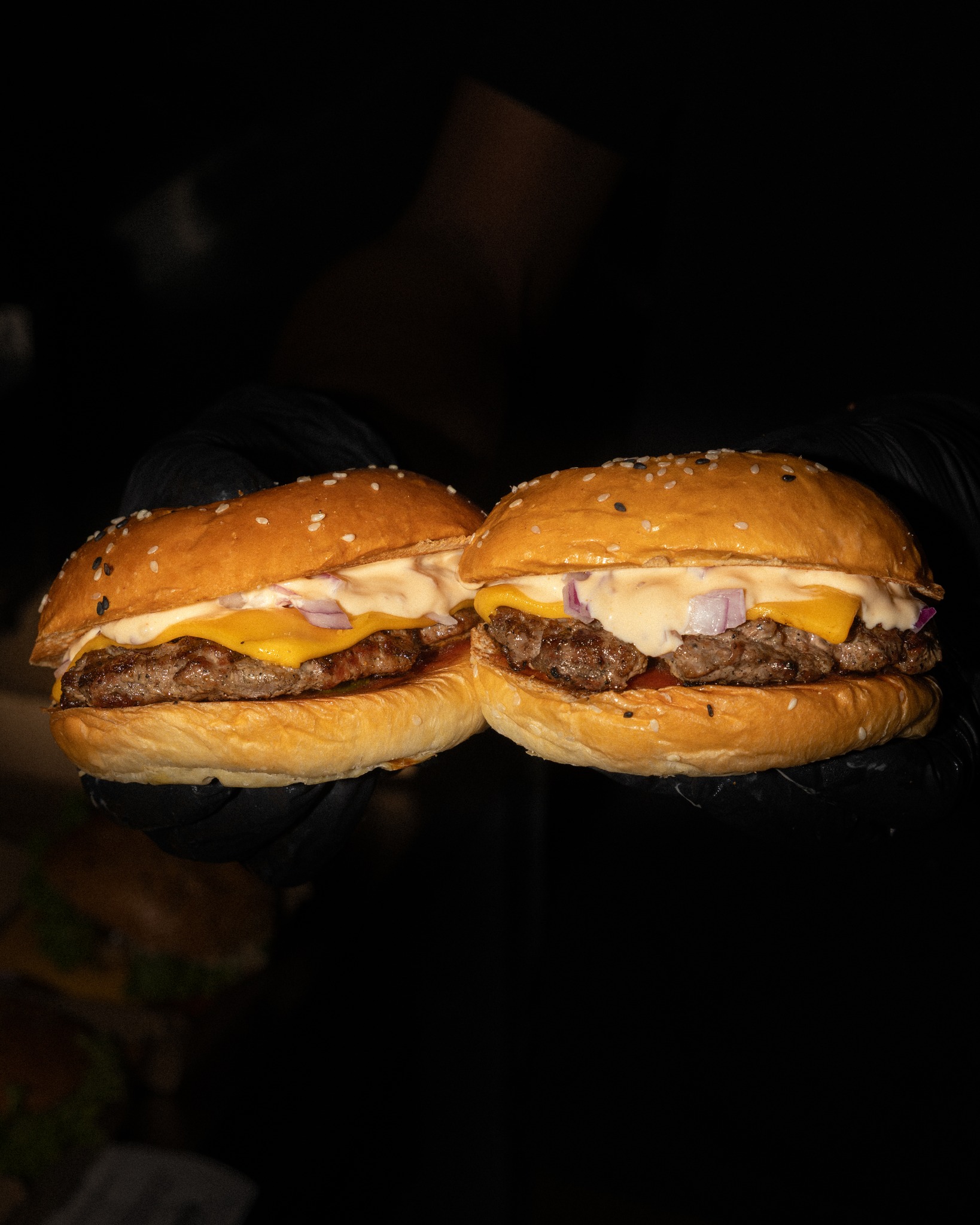 Order:
2x Cheesy Jeezy
#latenight #sydney #burgers #loadedfries #openlate
