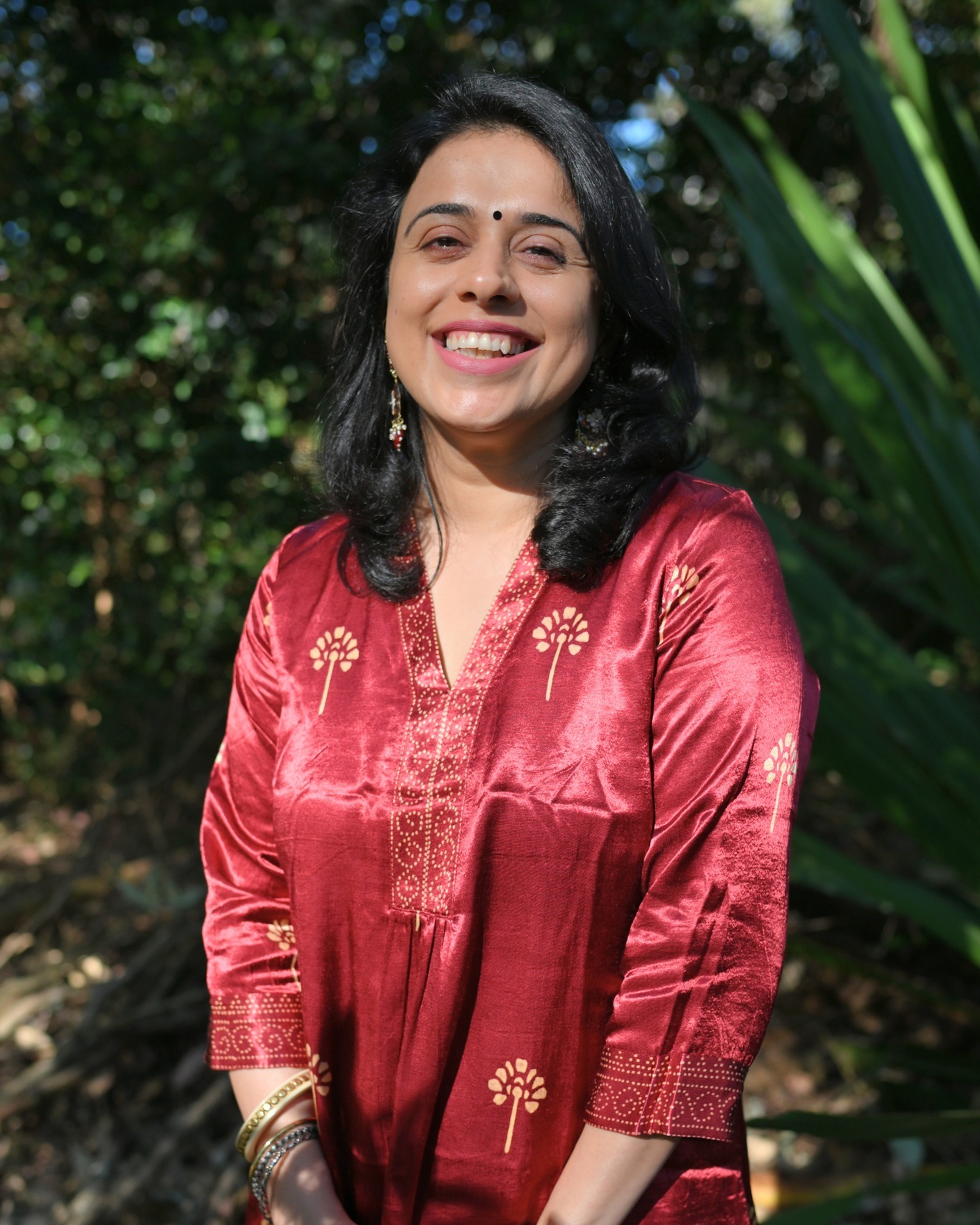 An accomplished chef, Bhavna also runs Indian cooking workshops from her kitchen in The Hills, and luckily for WEST readers, shares her own delicious butter chicken recipe to recreate at home. Nosh Farmayie!
Try her recipe in our article: Much Ado About Butter Chicken.
Explore her favourite three in our article: Much Ado About Butter Chicken.
@nswgov @destination_nsw @visitnsw @tourismnsw @wstourismtaskforcensw @themoderndesi.co @thesydneyhills @masalakitchenaus @thesecretkitchen.official.au @kababnation2022
NB: profile photo @thejacinabox
#TheWestJournal #ModernDesi #SydneyFood #FoodCulture #travel #food #culture #whatareyoudoingthisweekend #SydneyEats #TheHillsShire #themoderndesico #homecooking