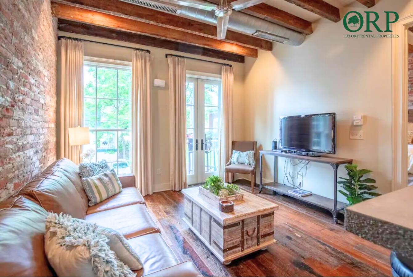 Lots of exciting weekends ahead in Oxford… book your stay with us on The Square!✨
This 2 bedroom, 3 bathroom condo comfortably sleeps 6 guests––located just steps away from your favorite local shops, dining establishments, and the Ole Miss campus.
For additional booking information, contact us or book directly through the link below.
📞662.832.1474
✉️office@oxfordrentalproperties.com
🌐https://www.vrbo.com/599605
#OxfordRentalProperties #OxfordMS #OleMiss