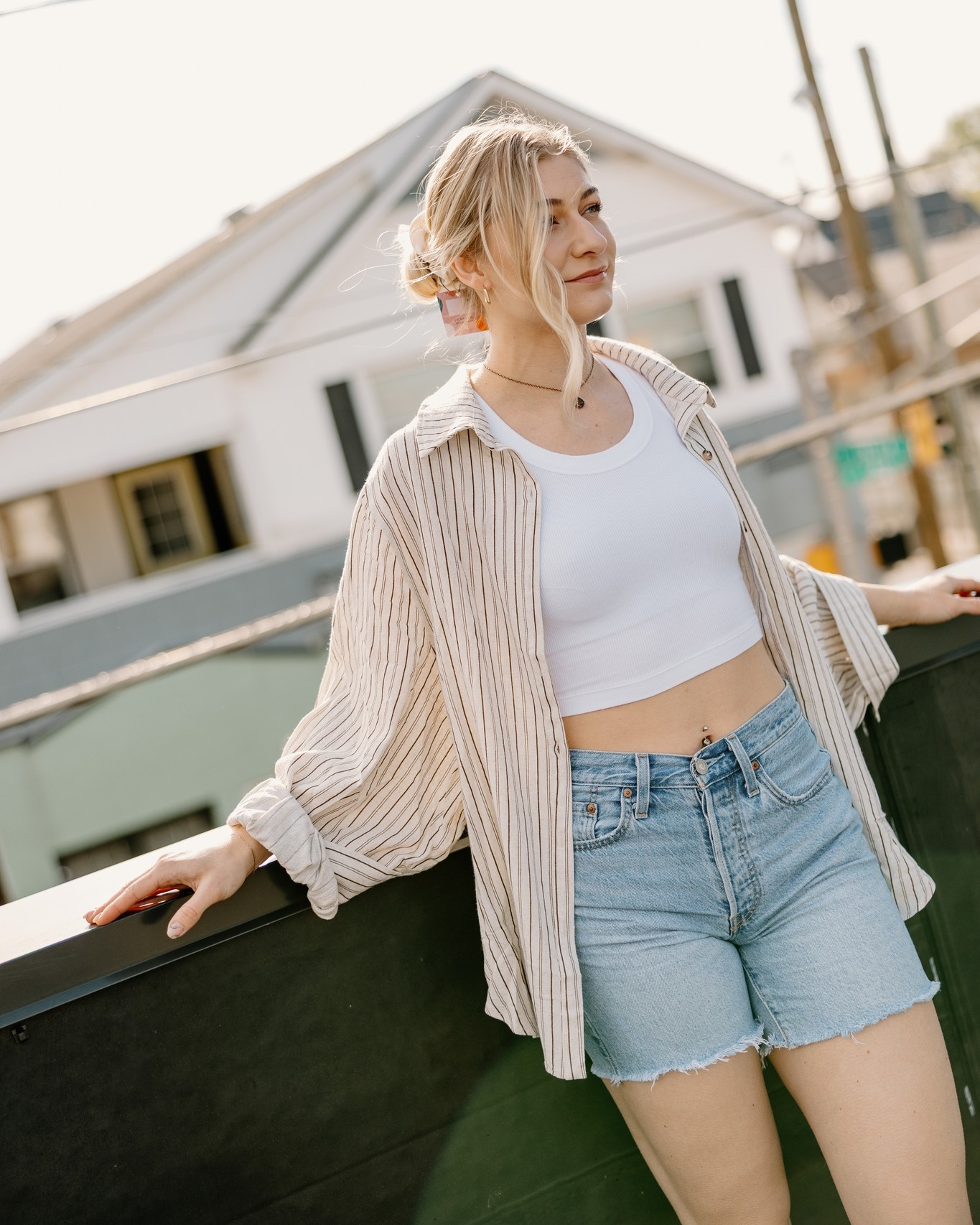 McKayla rocking one of our new Spring clothing items! 🌷
This button up is the perfect piece for layering this Spring and Summer! If you needed a sign to grab a new outfit… this is it 😌✨ (also peep our favorite cowboy boots! 😍)
#IndySmallBusiness #SupportLocalIndy #smallbusiness #shoplocal #fishersindiana #IndyWomen #IndyStyle #shopindy #GirlGang #halfmoonbrow #SpringStyle #springshopping #ShopIndyLocal
