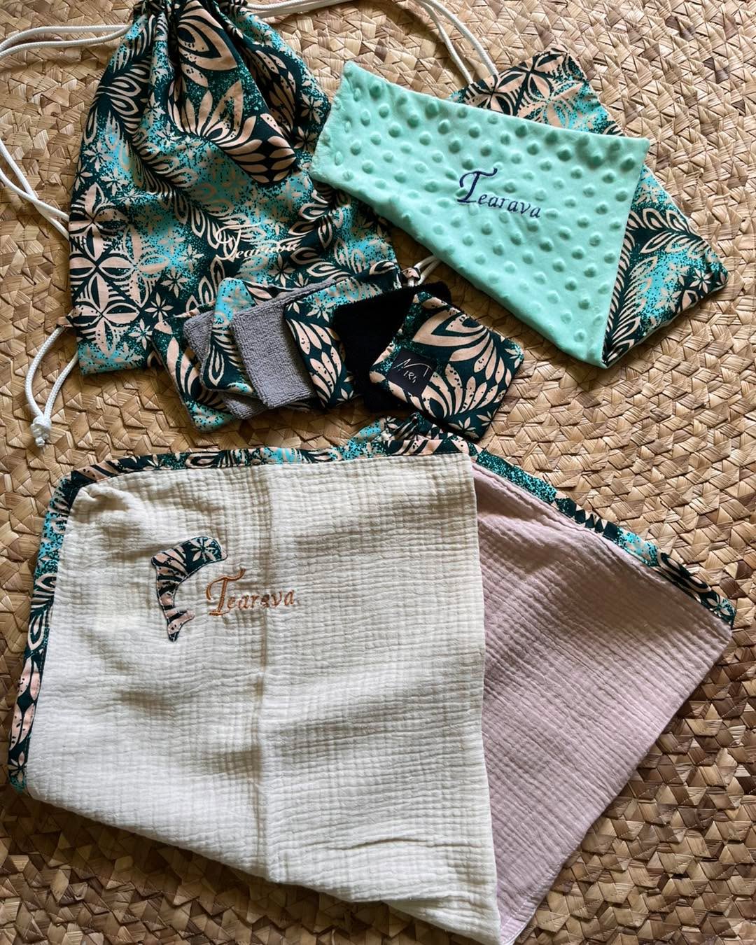 Un seul tissu, mille possibilités ✨
Aujourd’hui, je laisse parler ma créativité… et elle ne s’arrête jamais 💫
D’une idée naissent plusieurs créations, chacune avec son style, son énergie, son histoire 💛
Parce qu’un tissu, ce n’est pas juste une matière… c’est une source infinie d’inspiration.
#Création #FaitMain #punaauia #tahiti #artisanat