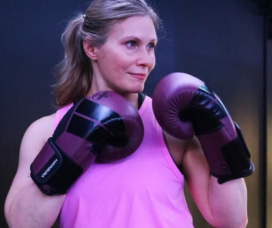 đ„ Trainer Tuesday: Meet Ginger đ„
If youâre looking to be pushed, Ginger is your girl. Her workouts are aggressive, intense and built to challenge your strength, endurance and mental toughness every step of the way.
Her go-to vibe? âPush Upââbecause thatâs exactly what sheâs going to make you do⊠and then some.
Youâll find a heavy mix of MMA and weight training in her classes, designed to make you stronger inside and out.
Fun fact: By day, Ginger works in regulatory complianceâbut her softer side shows up through calligraphy. And on Saturdays? Sheâs training strongman⊠most recently working toward (and pulling) a Toyota Tacoma in competition prep. đȘ
Step into her class ready to workâand leave knowing youâre stronger than you thought.