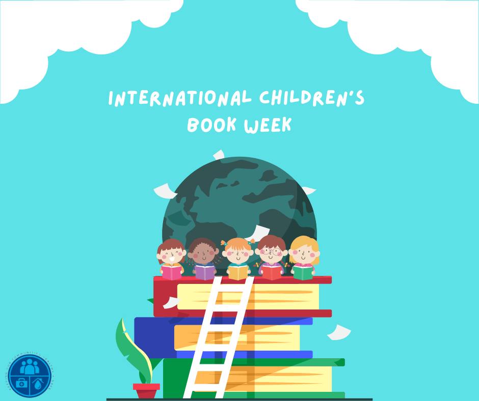 Itâs Childrenâs Book Week! Share your favorite children's book in the comments below to give us all some suggestions on what to check out for bedtime tonight!
Reading with your child doesnât have to be long or perfectâeven a few minutes a day helps build language, brain development, and imagination.
Itâs also a simple way to slow down, connect, and spend time together.
If you havenât already, check out **Dolly Partonâs Imagination Library**âfree books mailed right to your child every month!
And donât forget about our local librariesâtheyâre such a great (and free) resource for books, story time, and getting out of the house.
A book, a cozy spot, and a little time together goes a long way đ
â
Es la **Semana del Libro Infantil đđ**
Leer con tu hijo no tiene que ser perfectoâsolo unos minutos al dĂa ayudan al desarrollo del lenguaje, el cerebro y la imaginaciĂłn.
También es una forma sencilla de conectar y pasar tiempo juntos.
Si aĂșn no lo has hecho, revisa el programa **Imagination Library de Dolly Parton**âÂĄlibros gratis enviados a tu casa cada mes!
Y no olvides las bibliotecas localesâson un gran recurso gratuito para libros, actividades y tiempo en familia.
Un libro, un lugar cĂłmodo y un poco de tiempo juntos hacen una gran diferencia đ