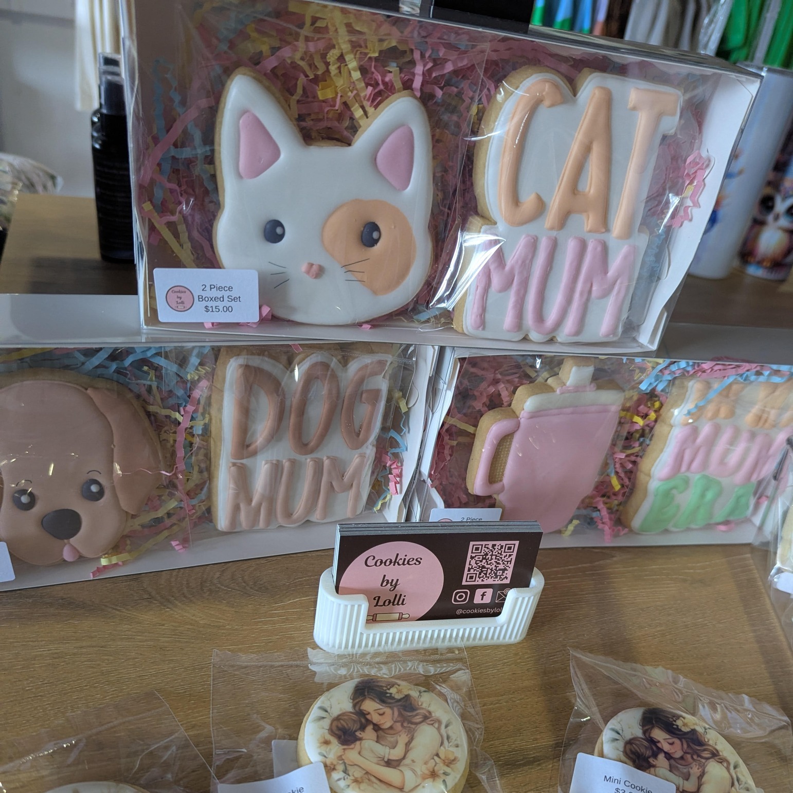 Mothers Day Gift packs $15.00
do you know a Cat Mum, Dog Mum or someone who is just in their Mum Era?
These cookies are available at Kirkwood Mini Market in Kirkwood Shops and also in Gladstone Treasure Trove in the Valley Shopping Centre.
Limited quantities available - once sold out they will not be restocked, so get yours now