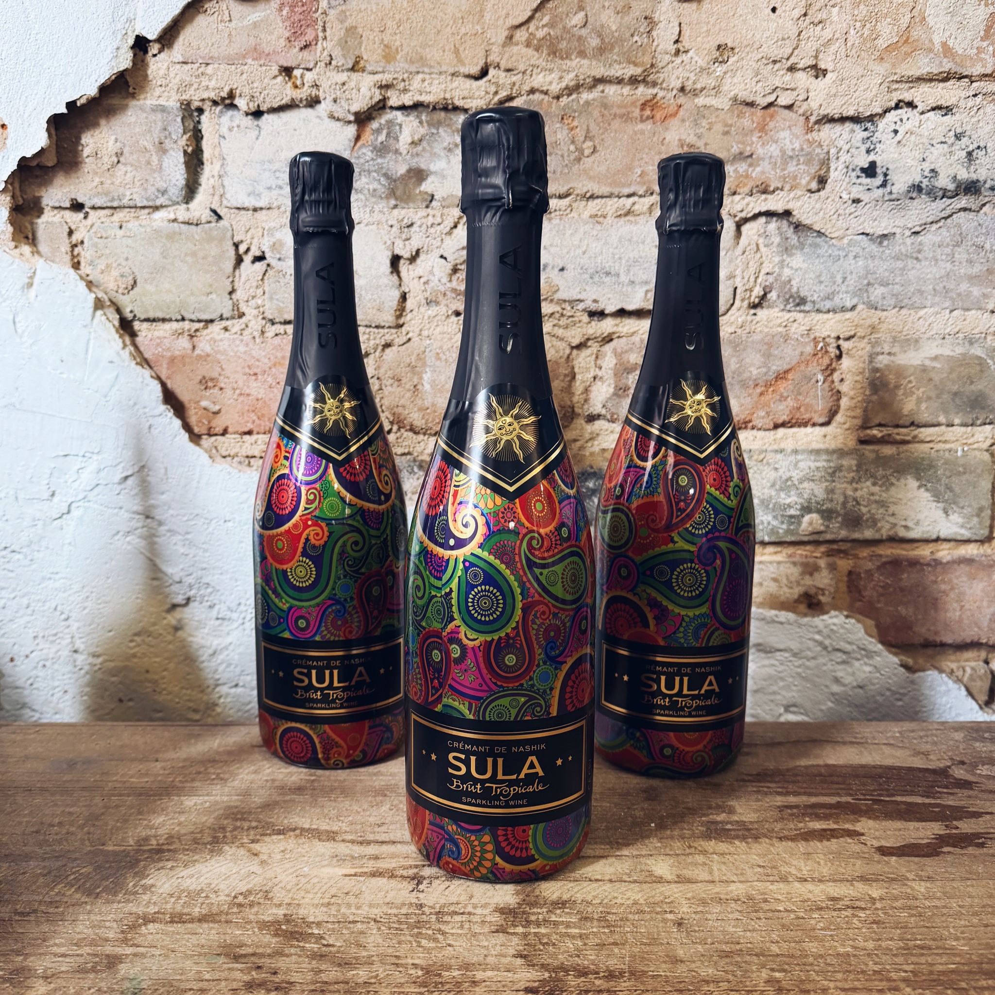 🍾🥂NEW BUBBLY🥂🍾New region unlocked...all the way from India, we are welcoming Sula Brut Cremant to our shelves. Get yours in-store or online at MITZISSONOMA.COM for $21.99
.
This sparkling white wine is made with the most ultimate respect for the environment, following strict sustainable practices in the rolling hills of the Nashik Valley.
.
Celebrate with Sula Brut, a lively sparkling wine and medalist at the Paris Wine Cup and Decanter Awards. Crisp, refreshing, with citrus and green apple notes—pure joy in every sip.