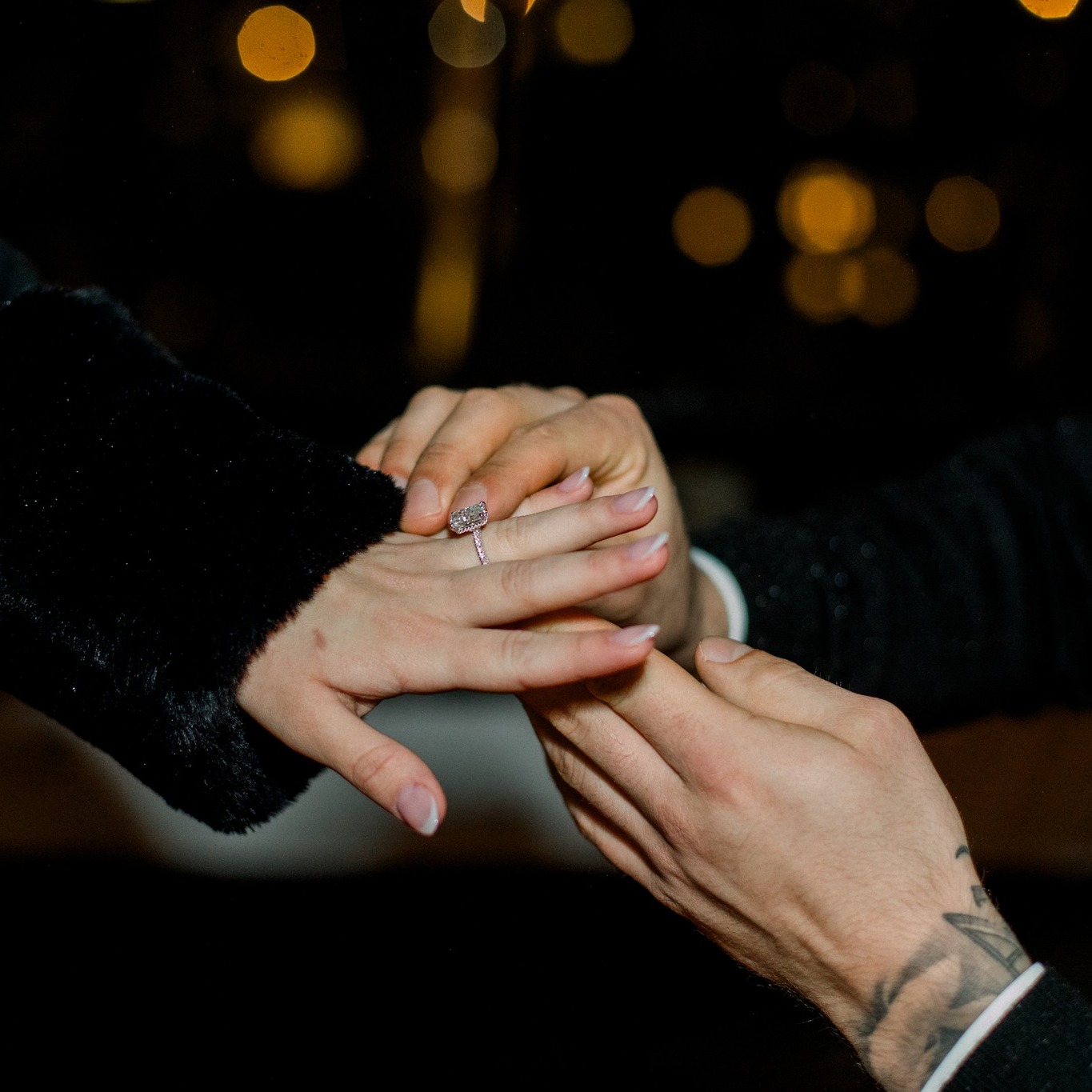 20 days, 20 proposals 💍
Day 6/20 — Rain, rooftop, city glow.
Proof that the most unexpected conditions can create the best moments. The rain became part of the moment, rather than becoming an inconvenience, and this is what makes capturing these precious moments even more special! #shesaidyes #proposalphotography #chicagophotography